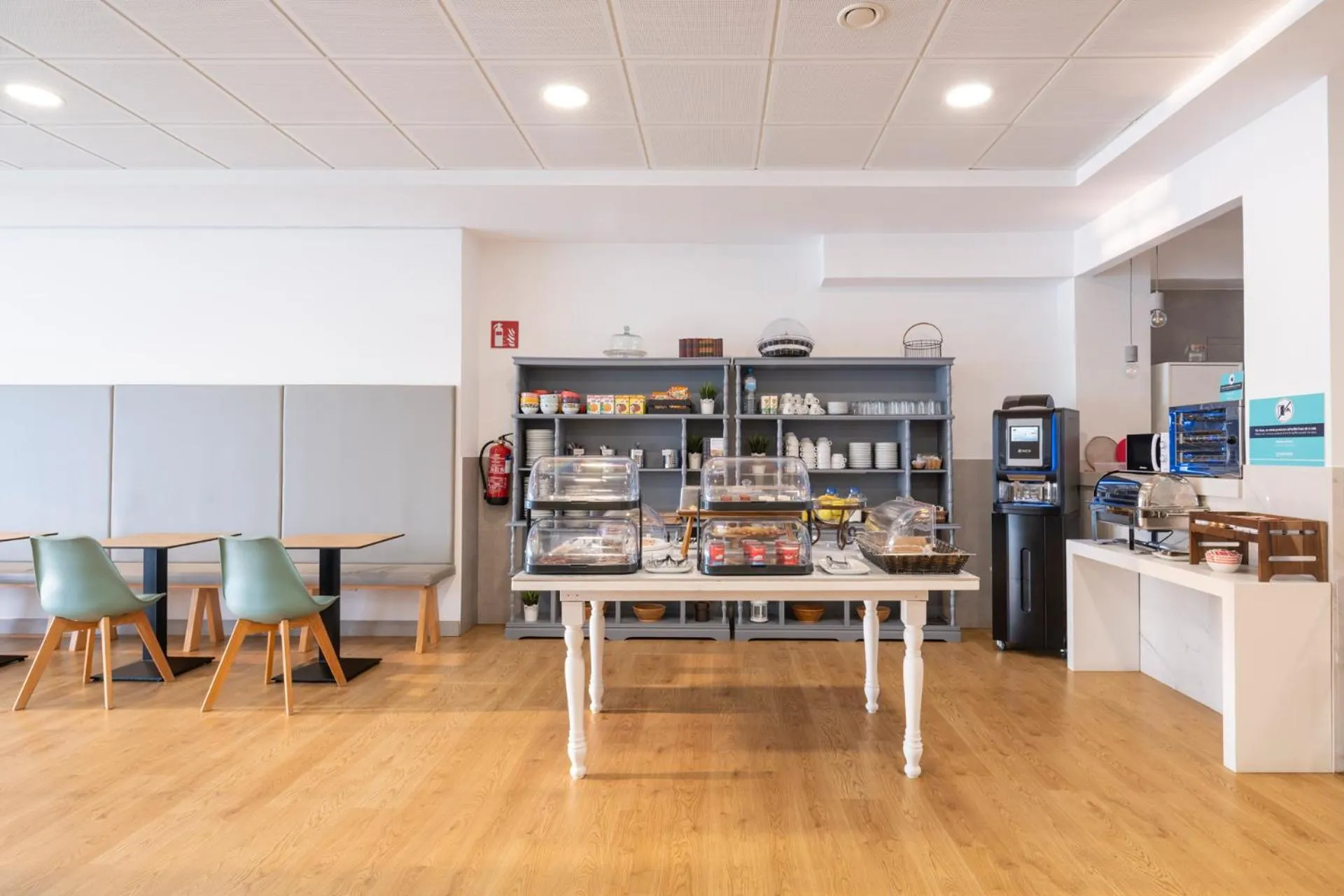 Buffet breakfast in Hotel Alda Vía Norte