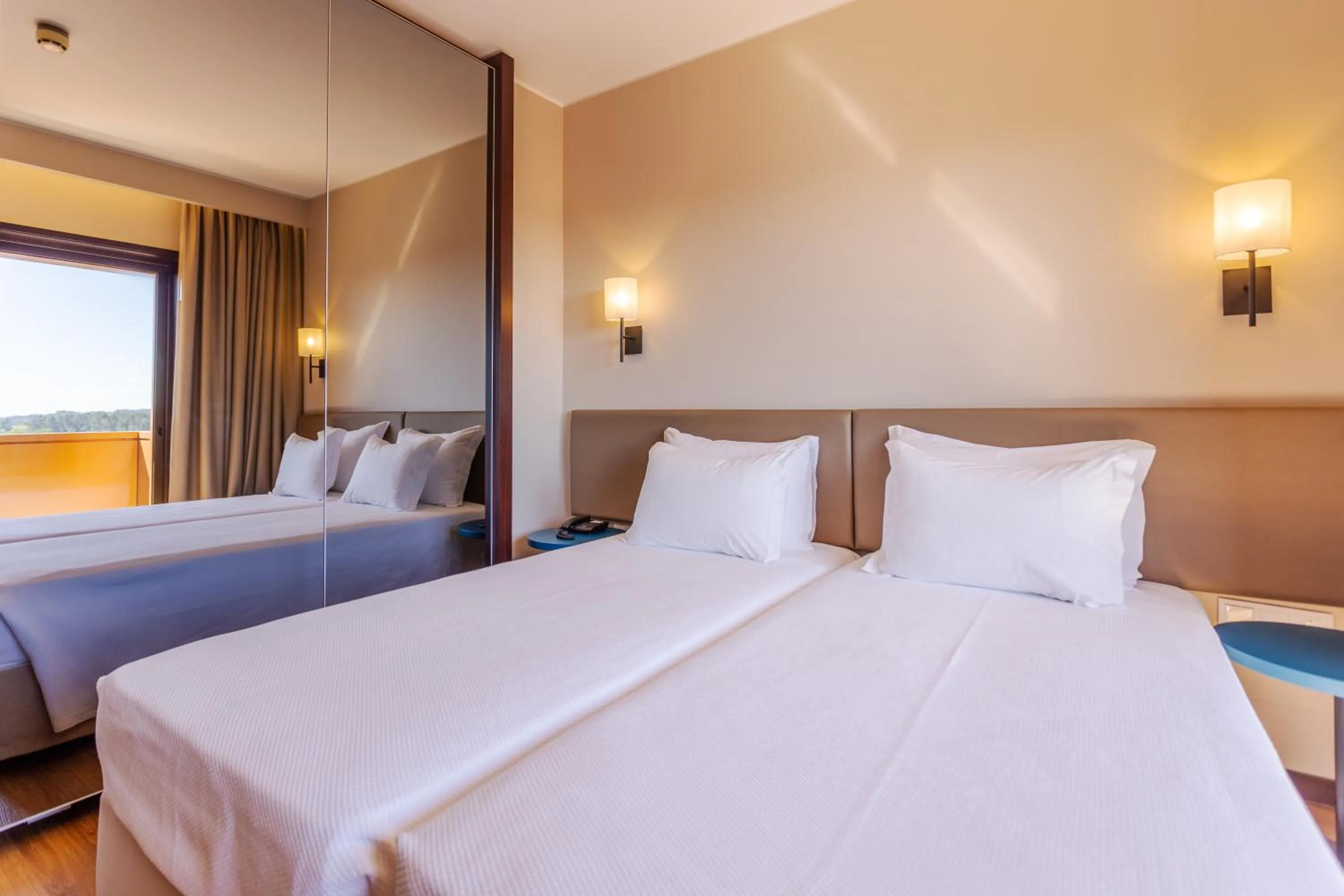 Bedroom, Bed in Nova Cruz Hotel