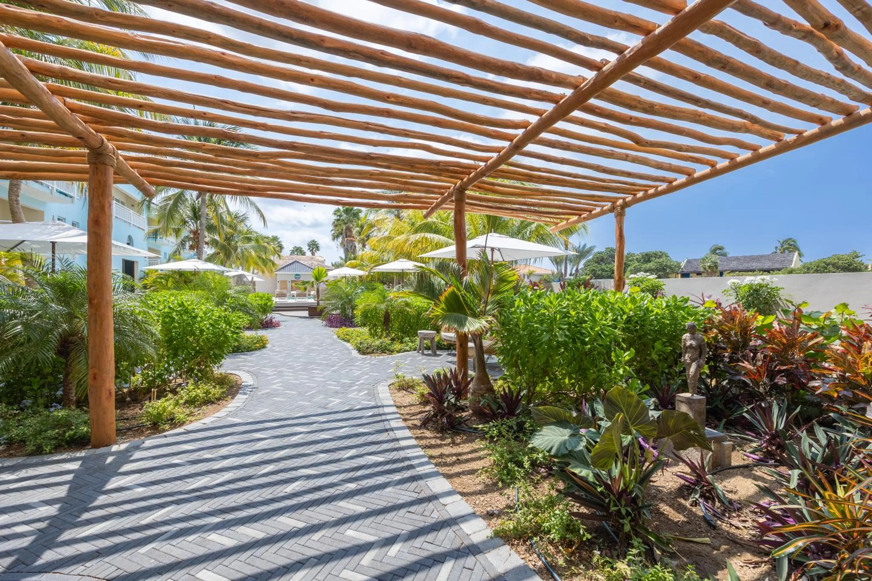 Garden in Dolphin Suites & Wellness Curacao