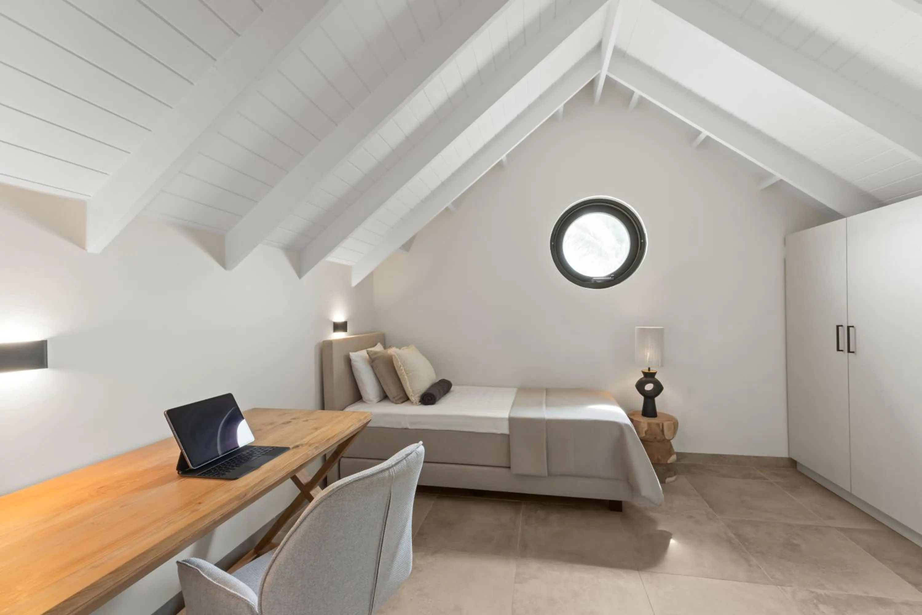 Bed in Blue Bay Curaçao Golf & Beach Resort