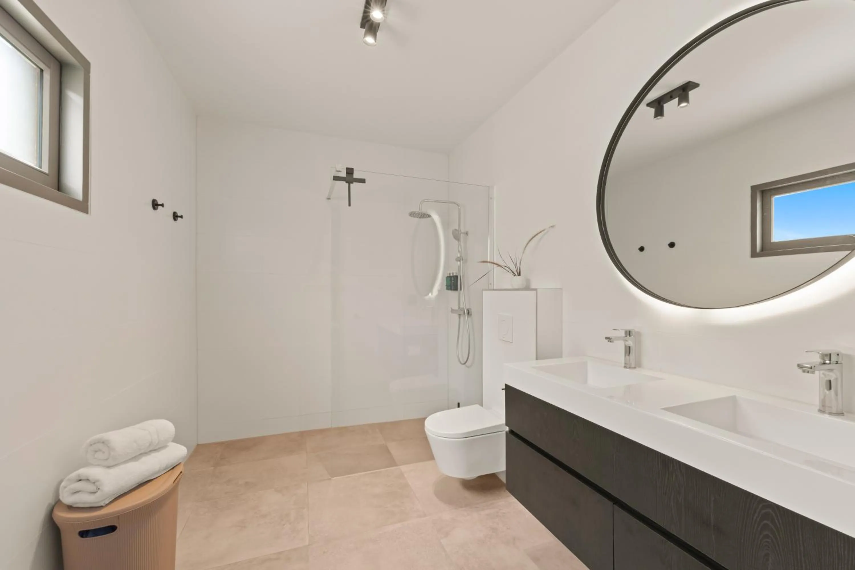 Shower in Blue Bay Curaçao Golf & Beach Resort