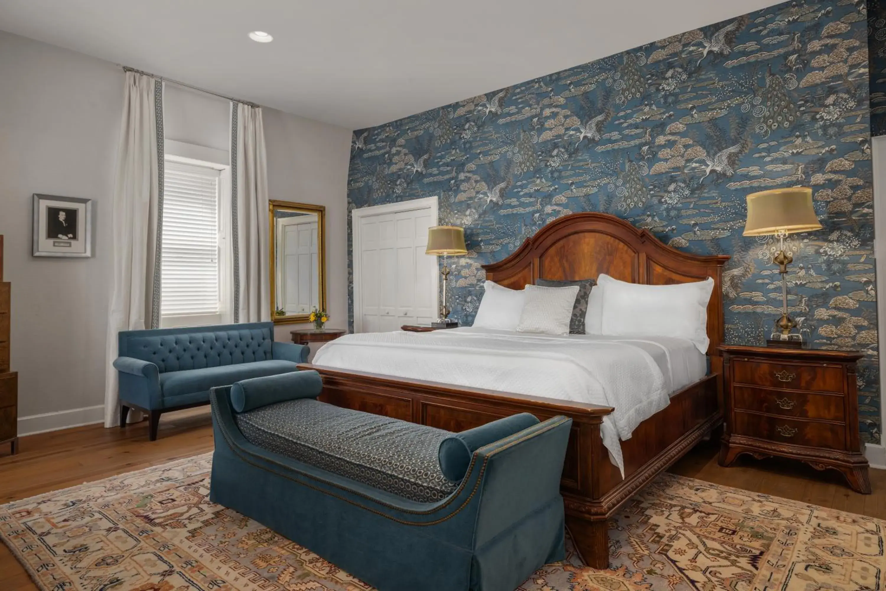 Bed in Hamilton Turner Inn Bed in Hamilton Turner Inn