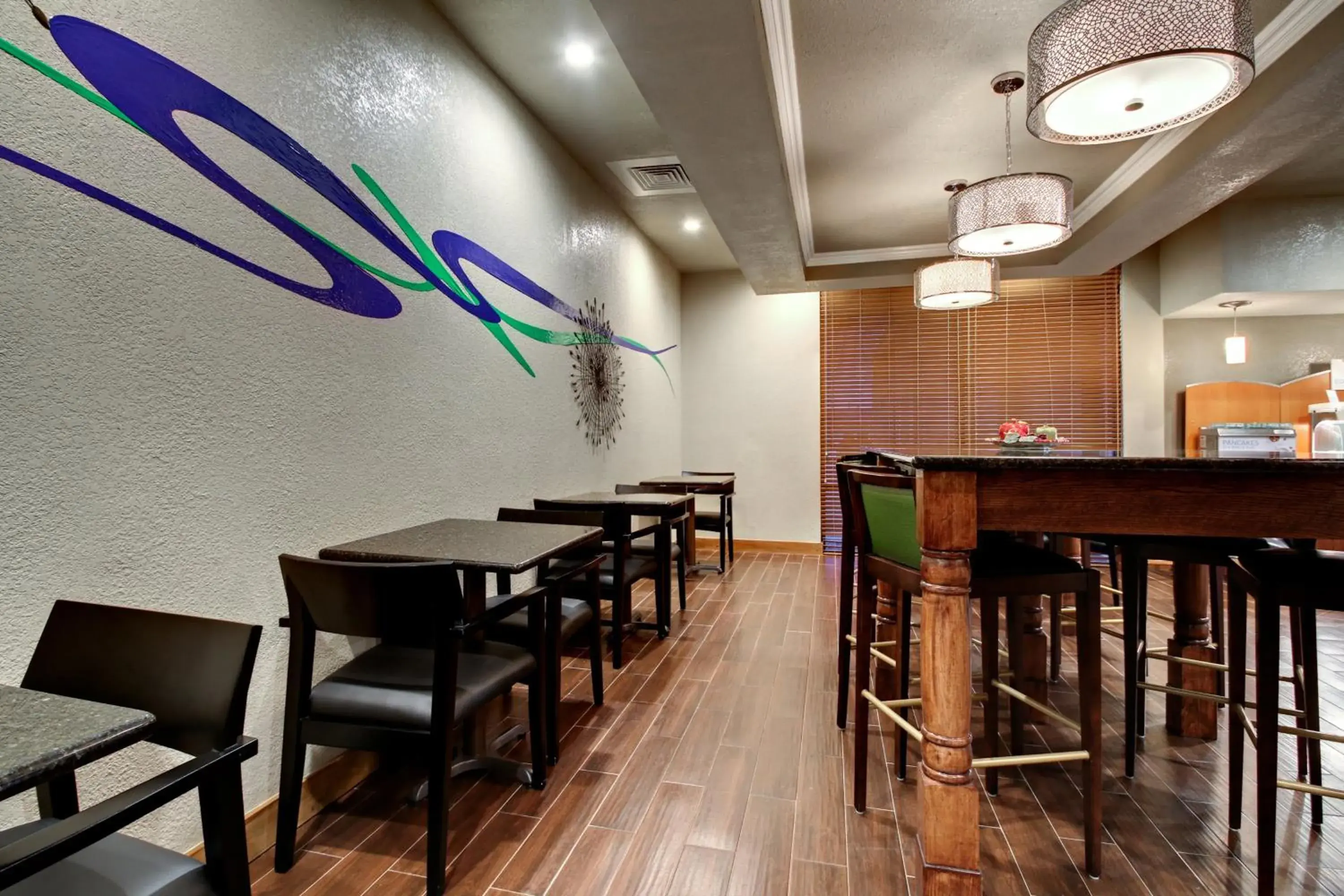 Breakfast in Holiday Inn Express Marshfield - Springfield Area by IHG Breakfast in Holiday Inn Express Marshfield - Springfield Area by IHG