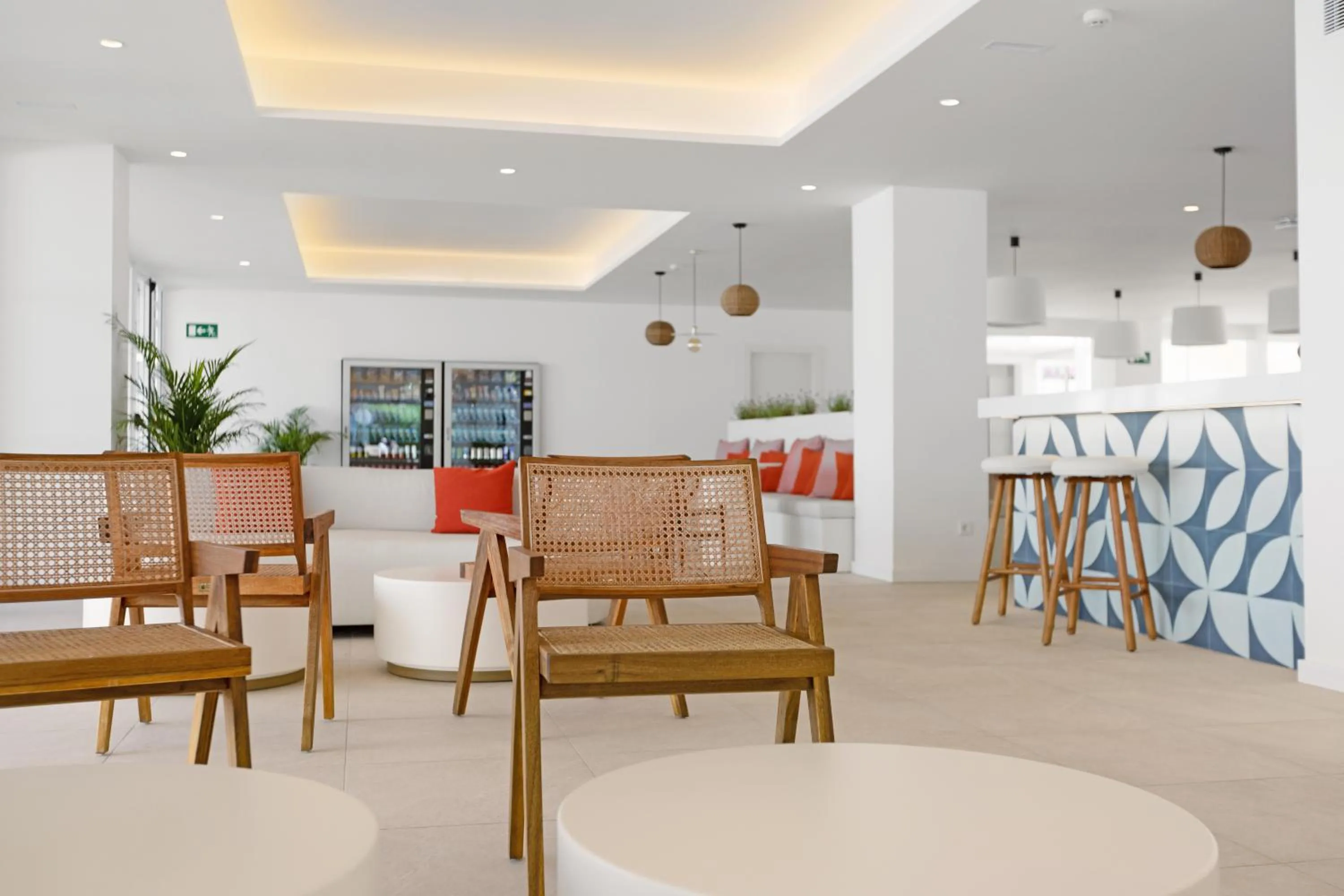 Lounge or bar in Palmanova Beach Apartments by TRH