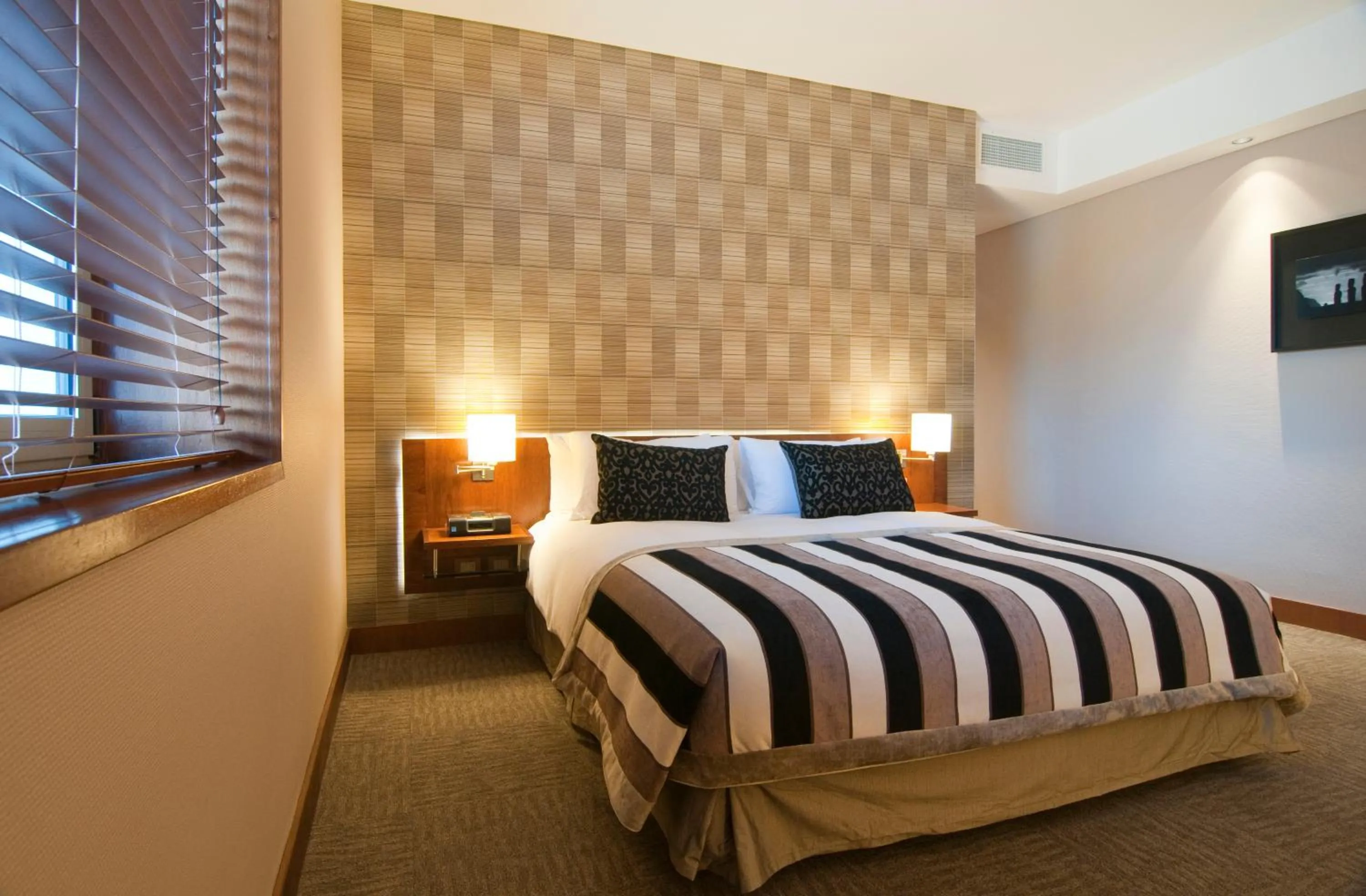 Bedroom, Bed in InterContinental Santiago by IHG