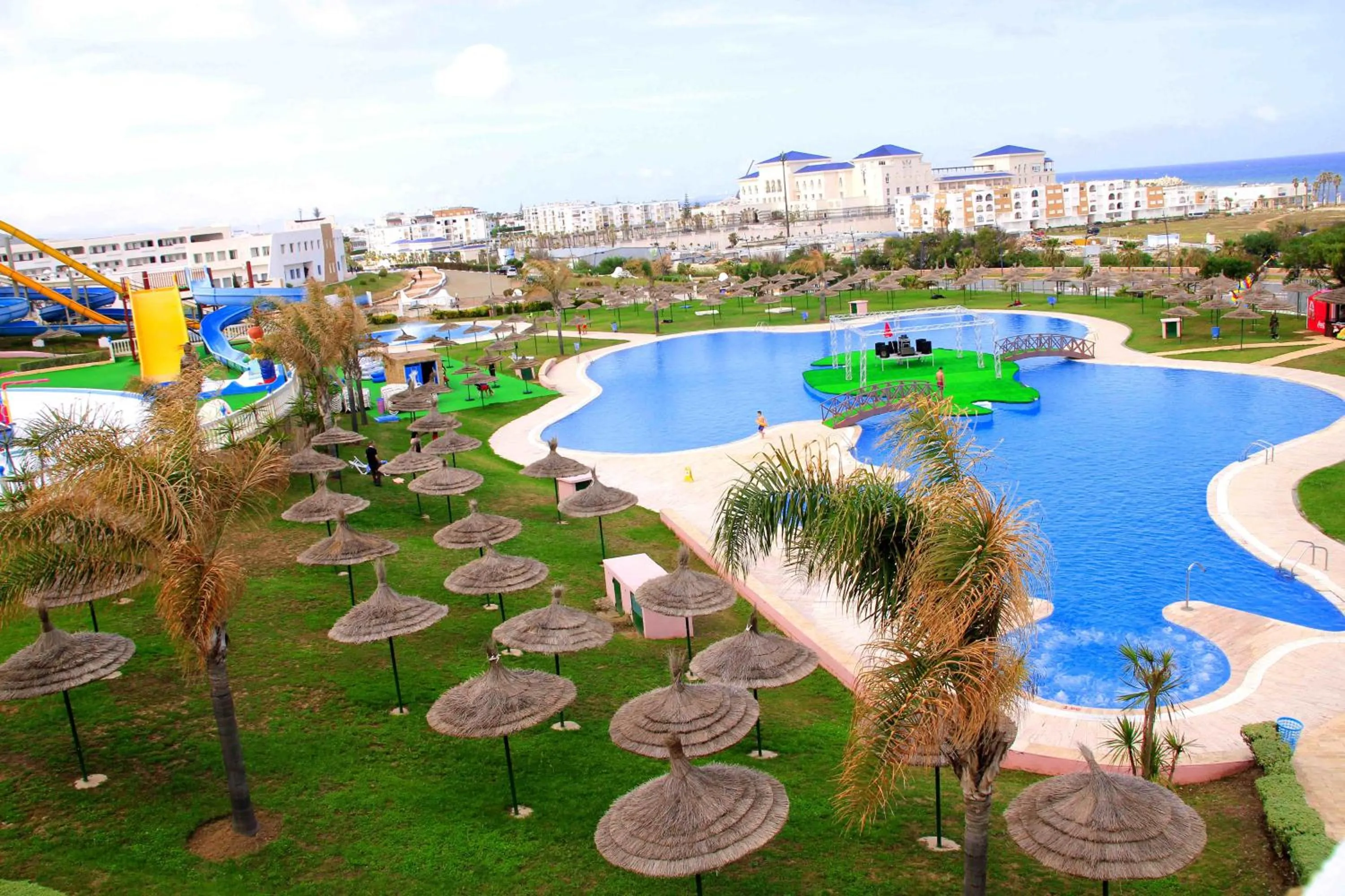 Garden view in L'escale Appart-hôtel By 7AV HOTELS