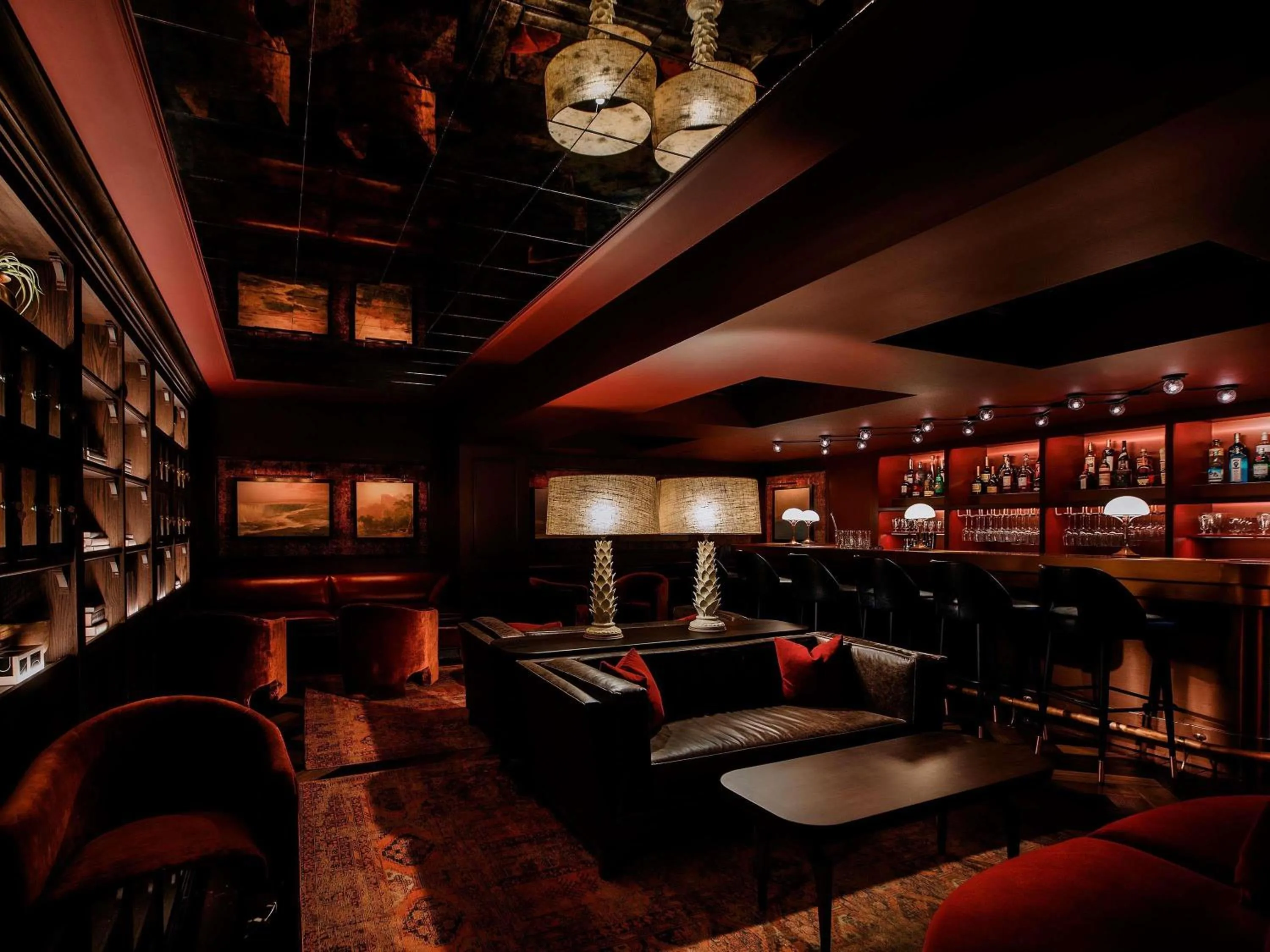 Property building in Fairmont Olympic Hotel