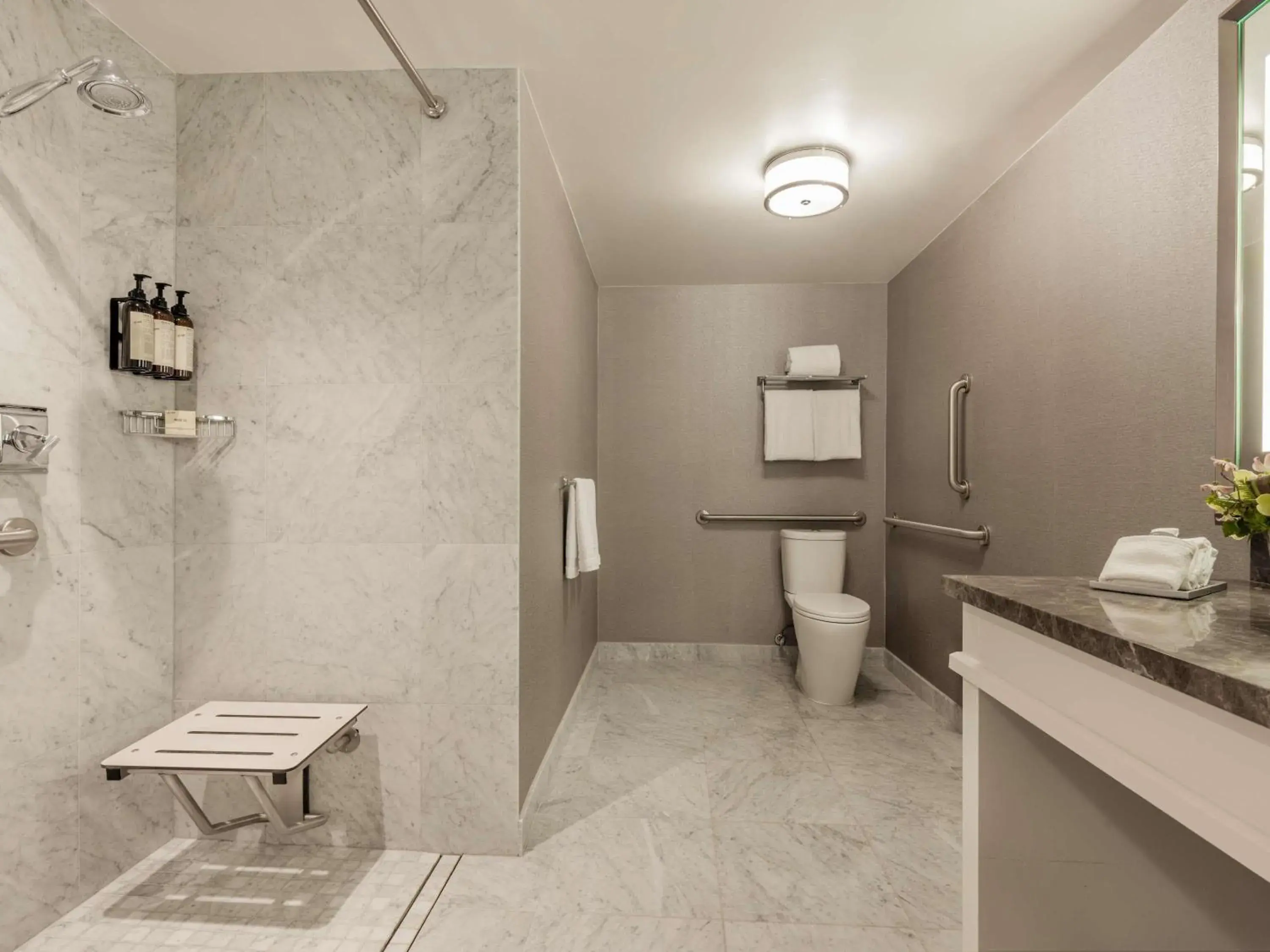 Bedroom in Fairmont Olympic Hotel Bedroom in Fairmont Olympic Hotel