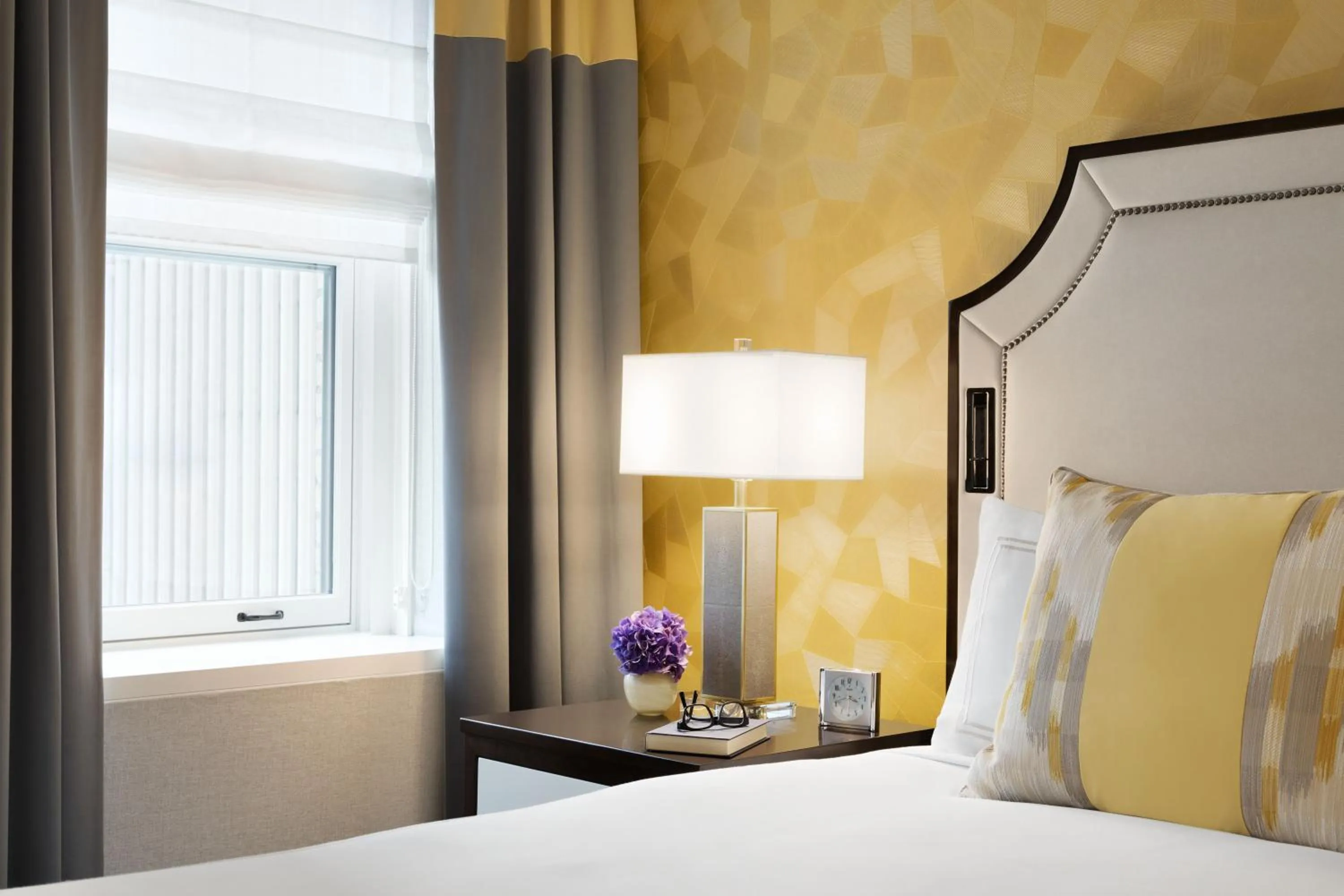 Bed in Fairmont Olympic Hotel