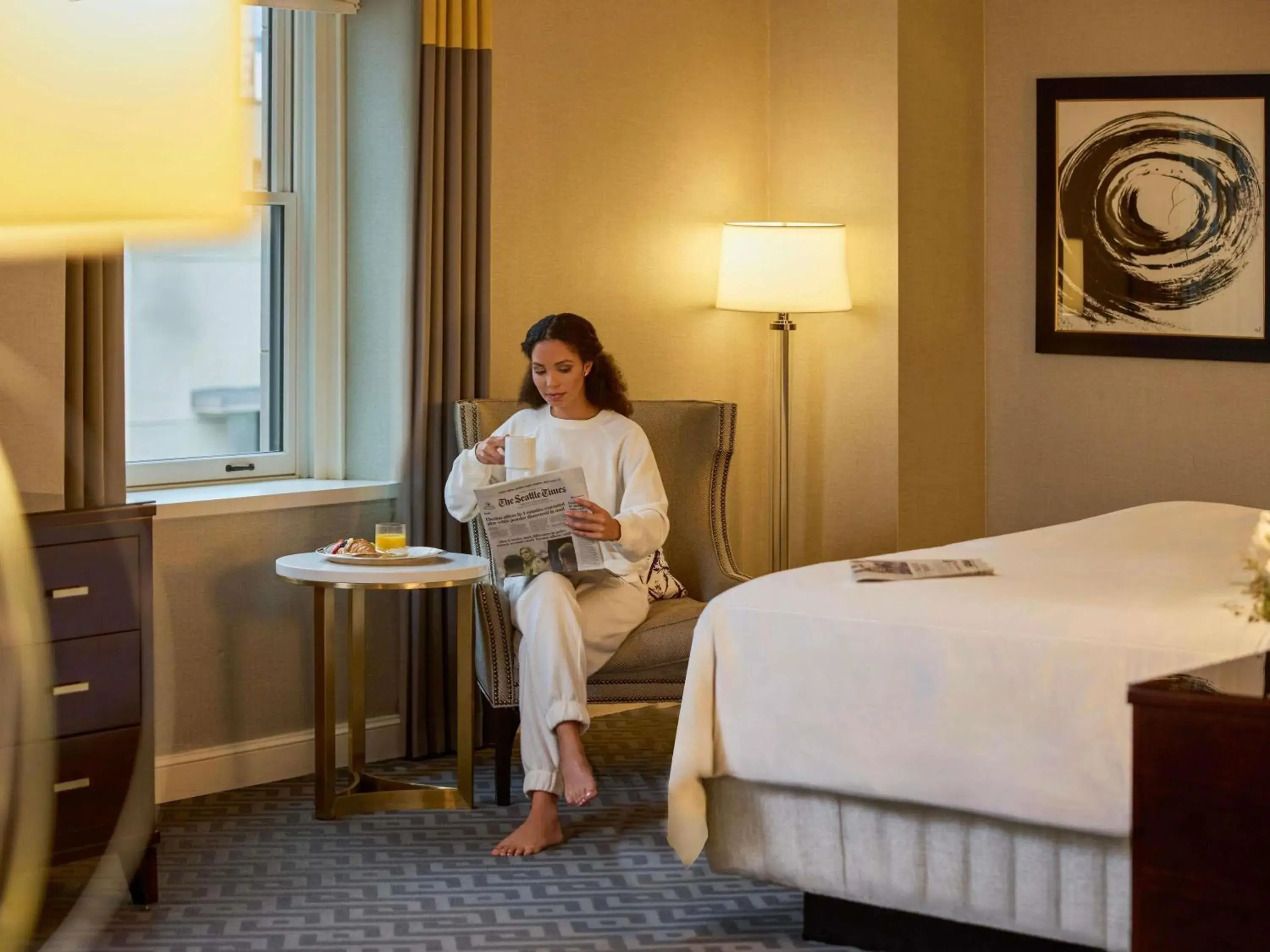 Restaurant/places to eat, Bed in Fairmont Olympic Hotel Restaurant/places to eat, Bed in Fairmont Olympic Hotel