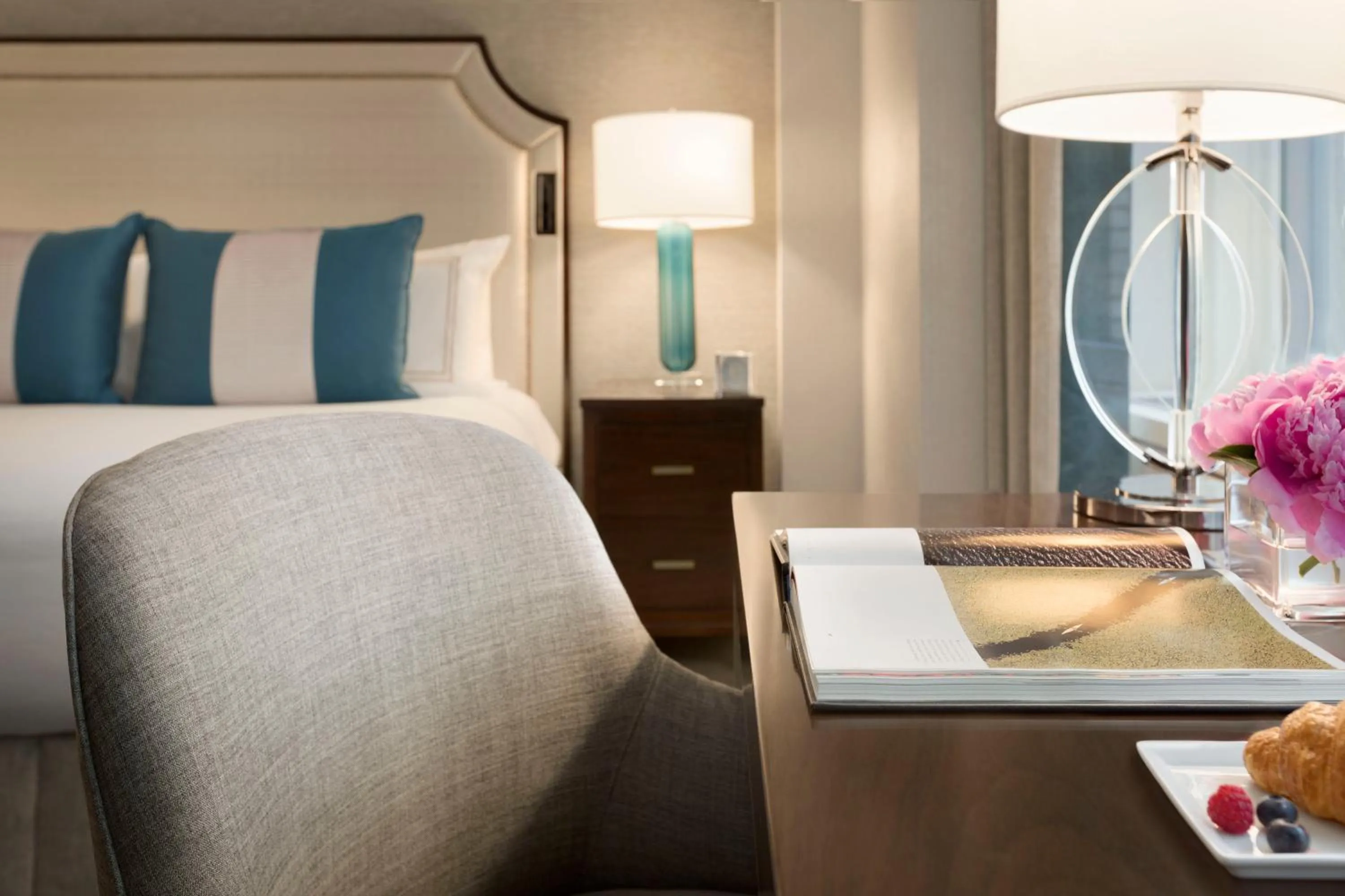 Bed in Fairmont Olympic Hotel