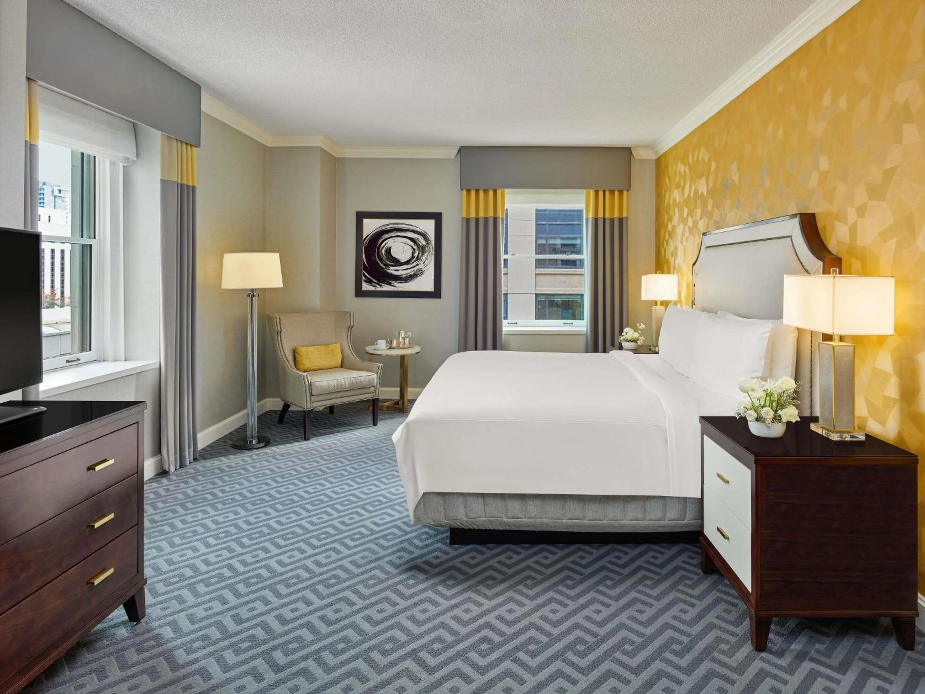 Bedroom, Bed in Fairmont Olympic Hotel