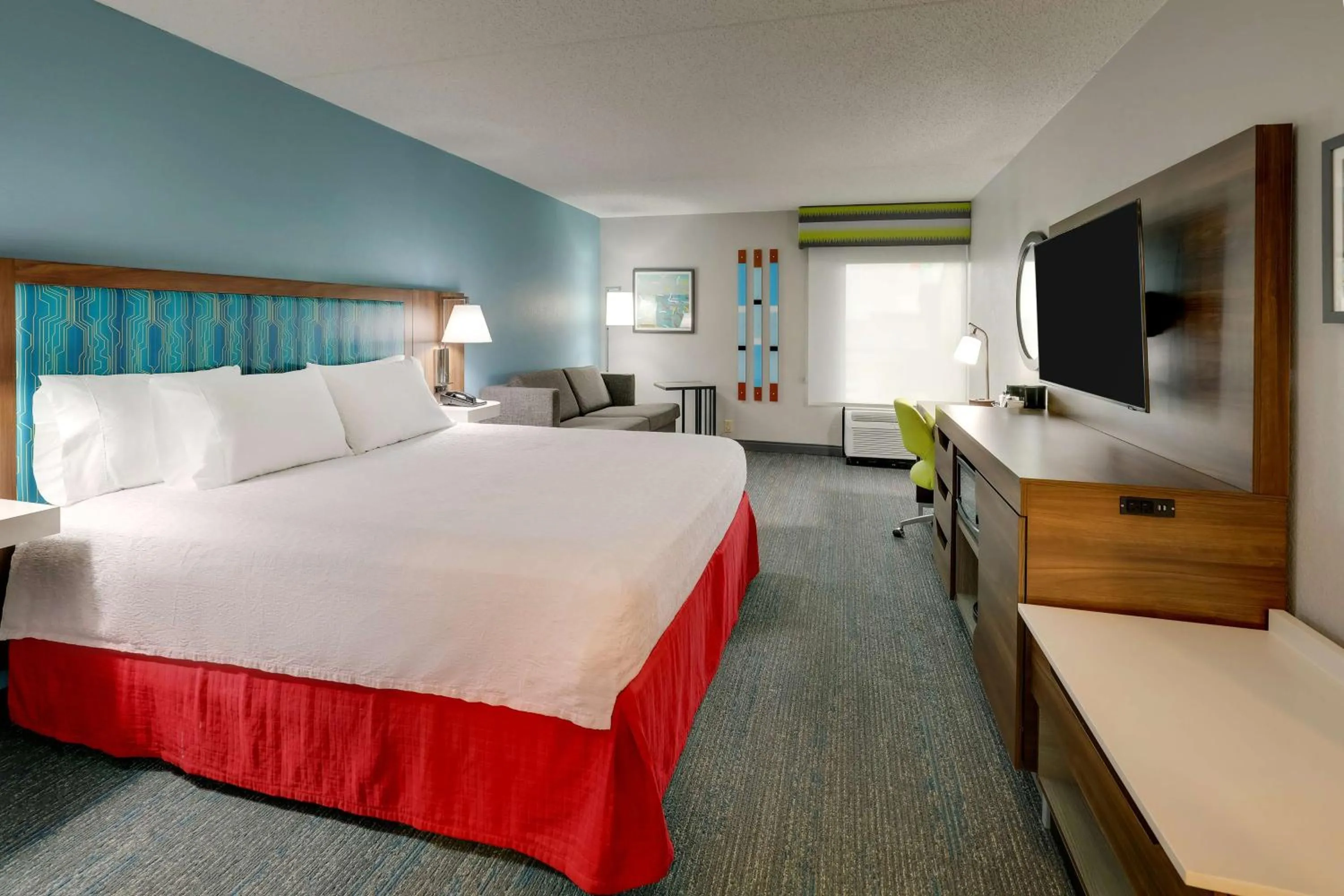 Bed in Hampton Inn Lebanon