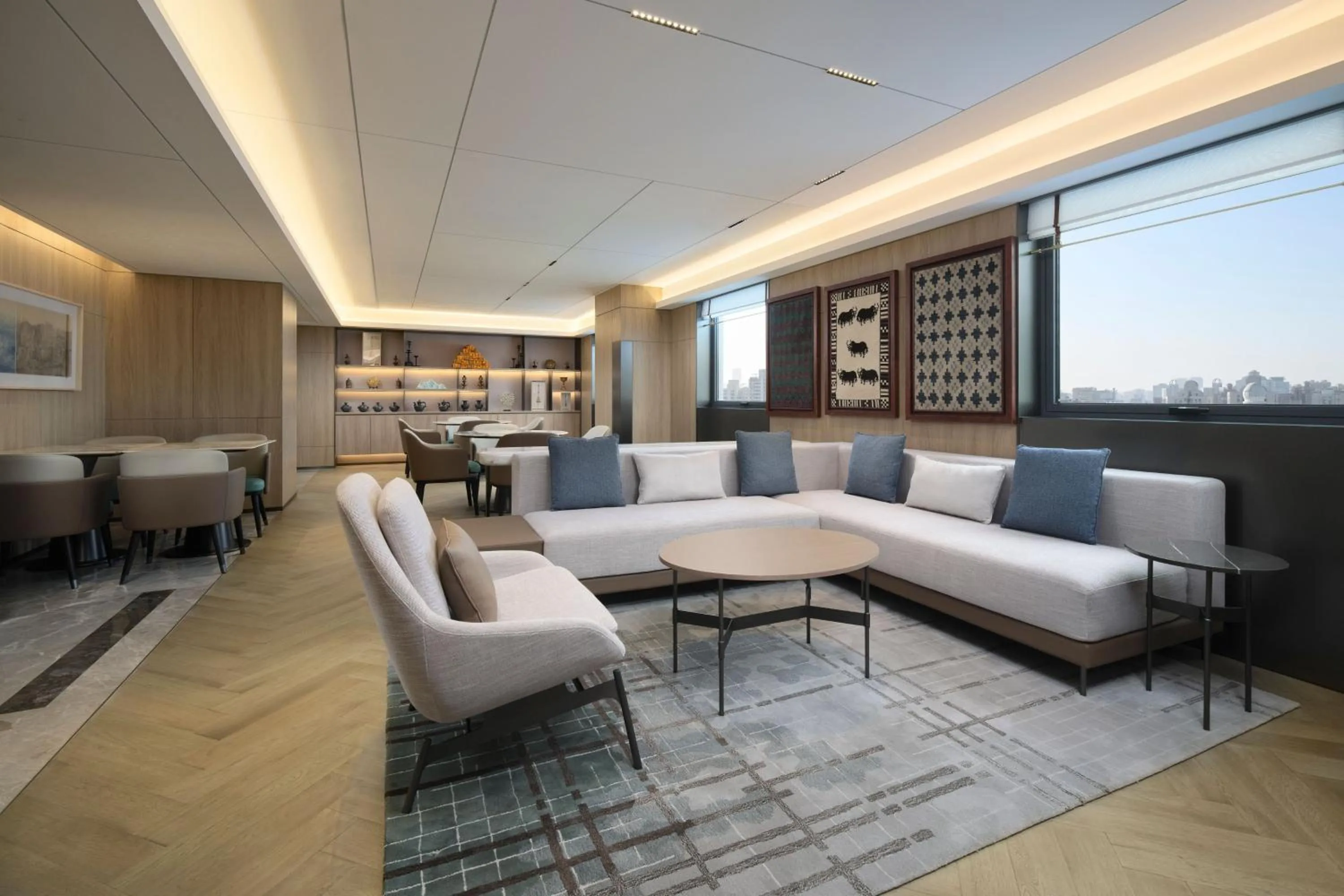 Lounge or bar in Courtyard By Marriott Shanghai Xujiahui