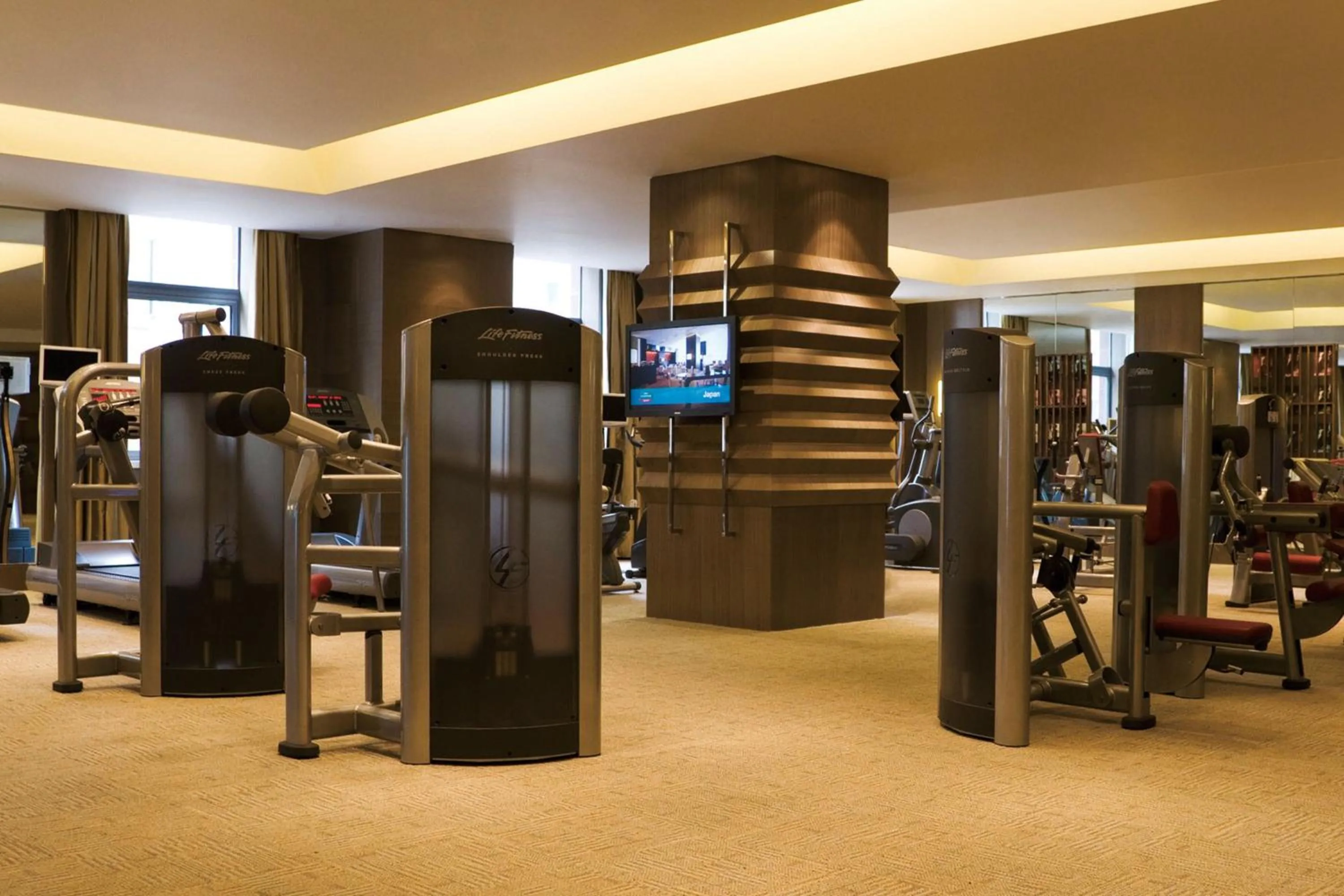 Fitness centre/facilities in Courtyard By Marriott Shanghai Xujiahui