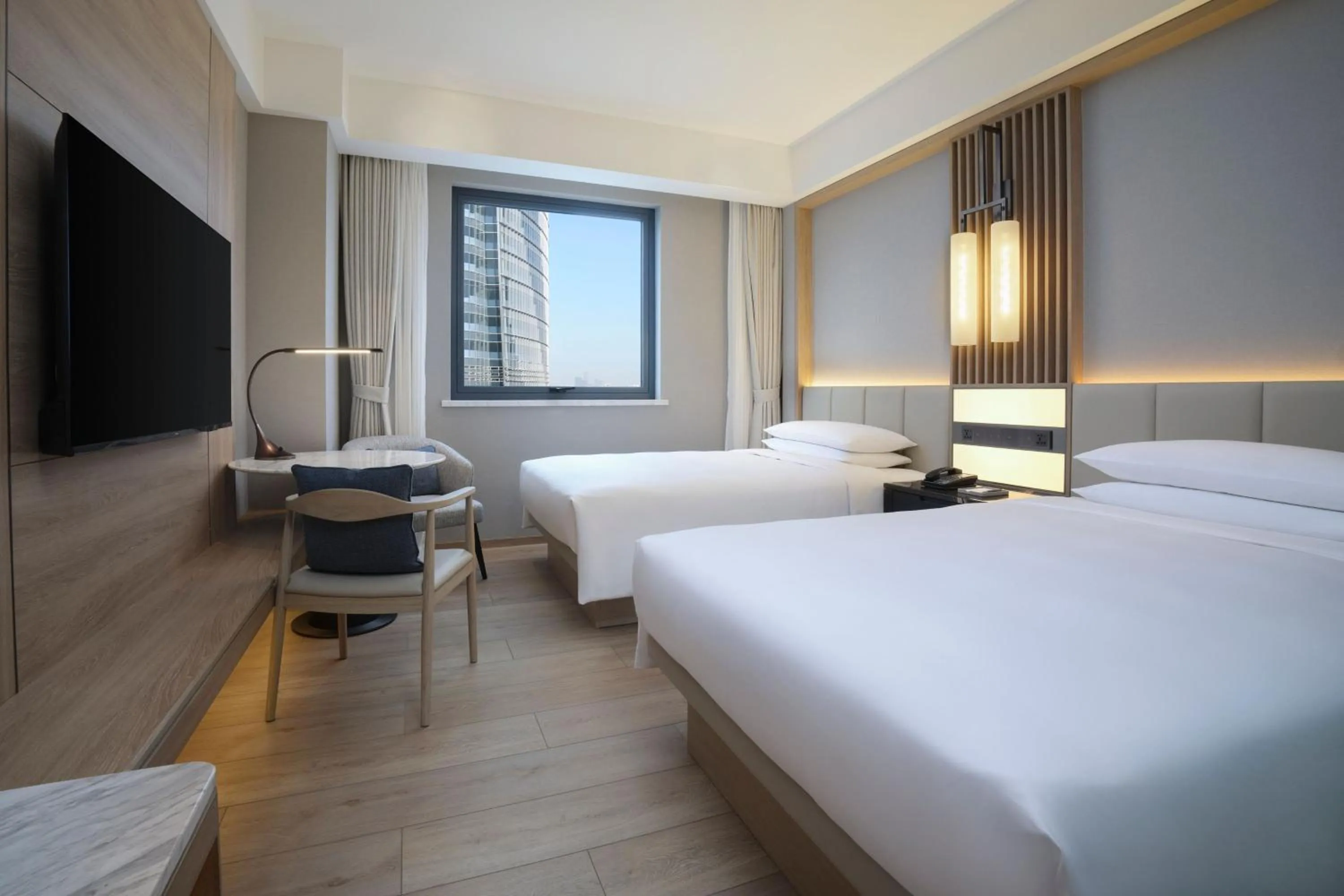 Bedroom, Bed in Courtyard By Marriott Shanghai Xujiahui