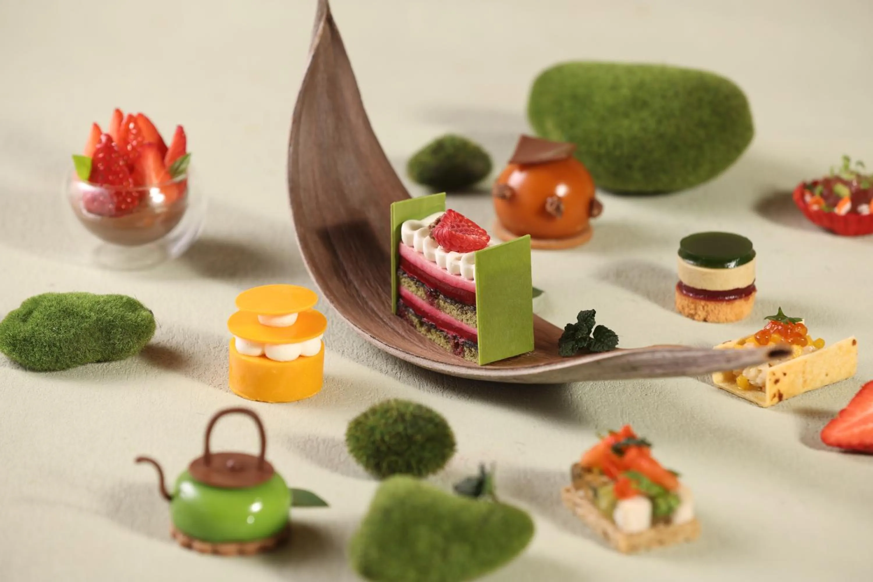 Food and drinks in JW Marriott Shanghai at Tomorrow Square