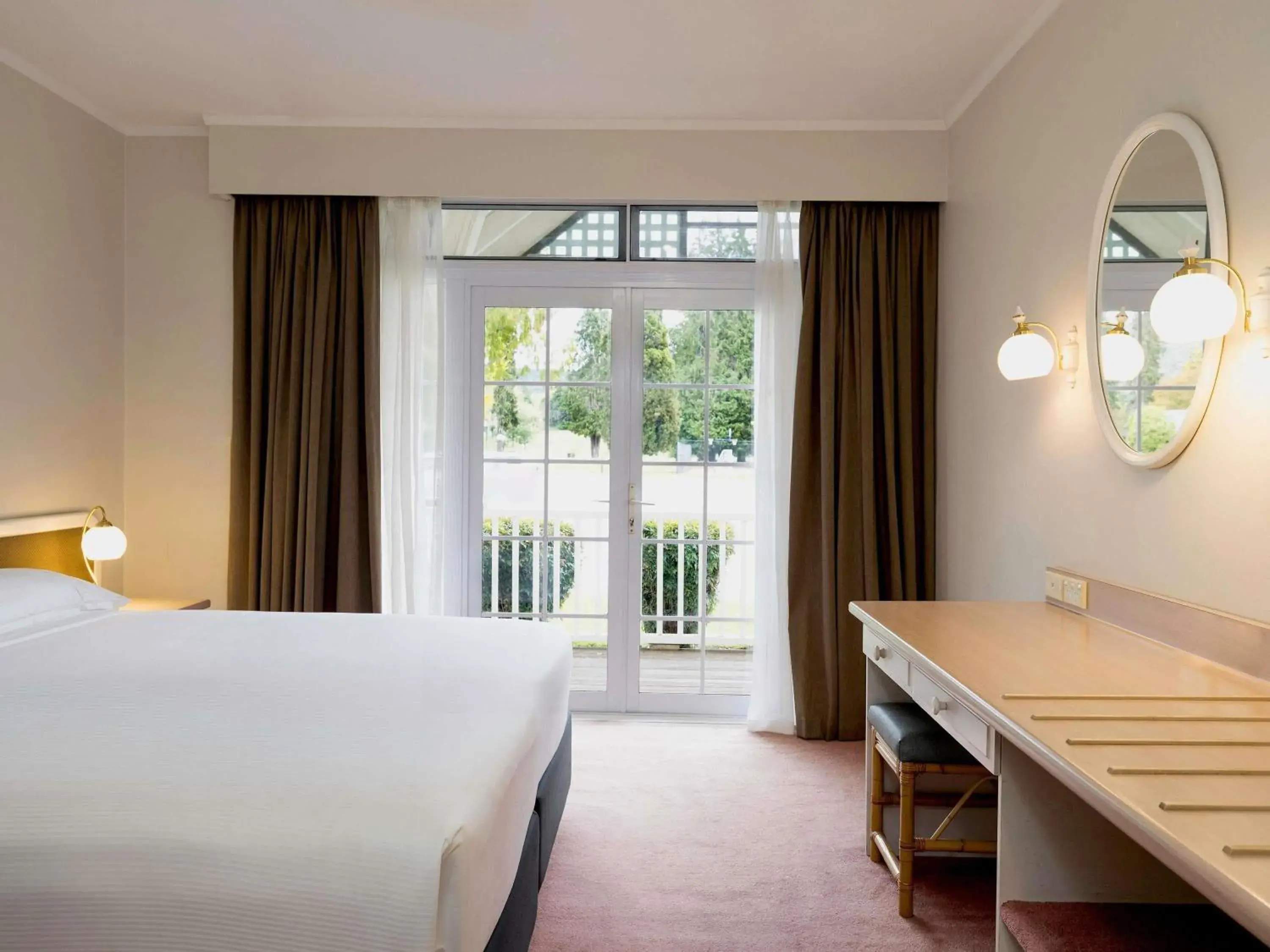 Bedroom, Bed in Wairakei Resort Taupo Bedroom, Bed in Wairakei Resort Taupo