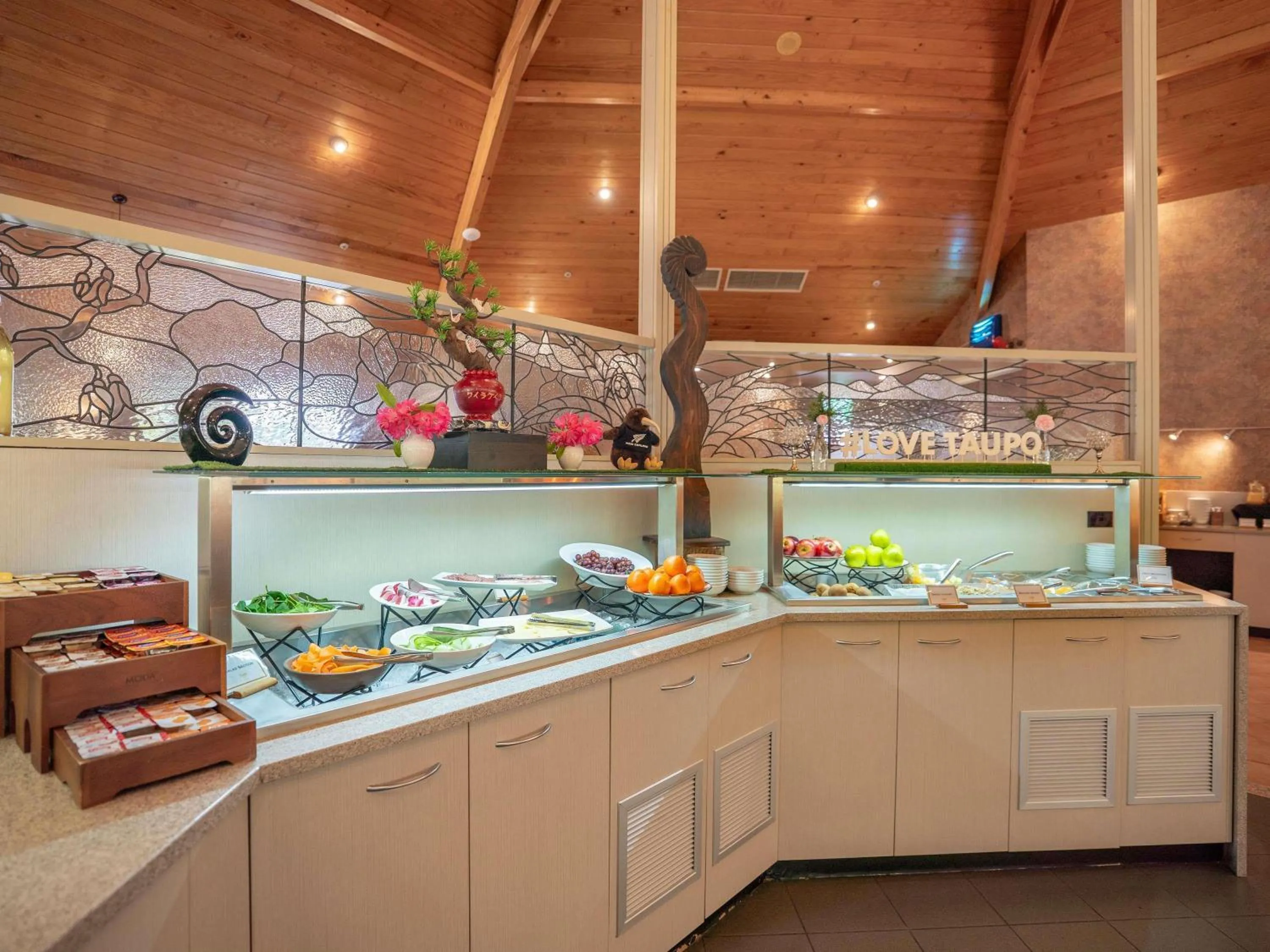 Restaurant/places to eat in Wairakei Resort Taupo