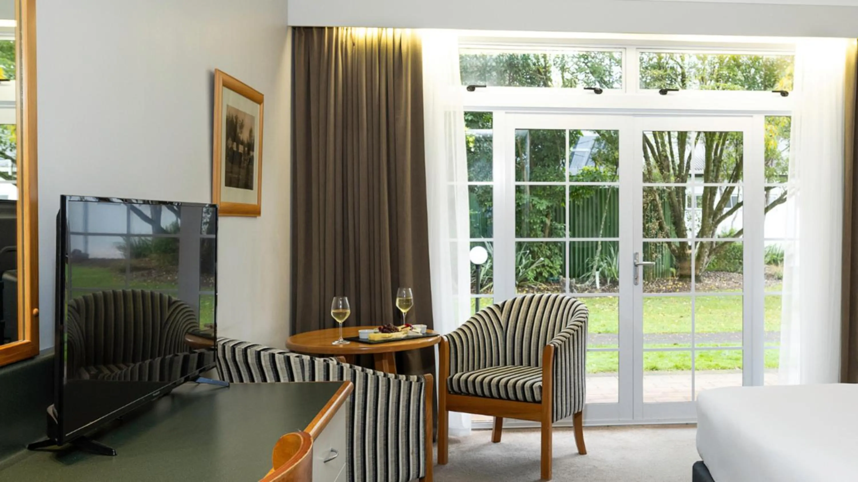 Communal lounge/ TV room in Wairakei Resort Taupo