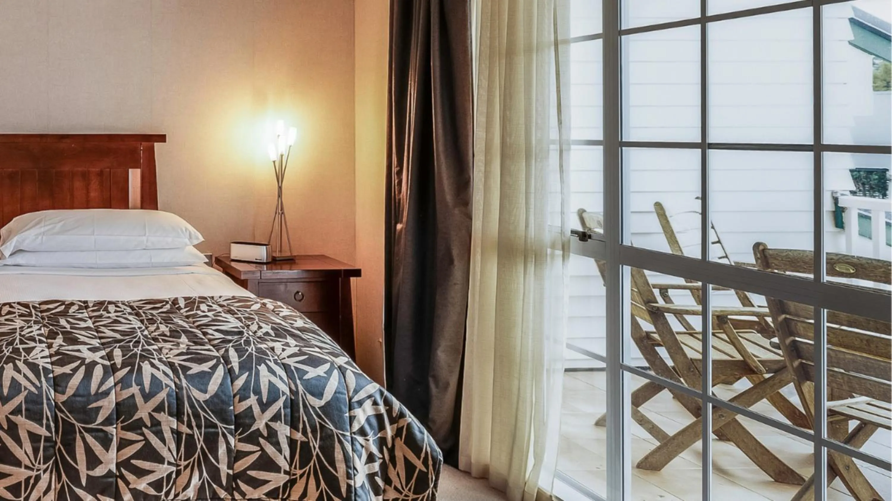 Bed in Wairakei Resort Taupo