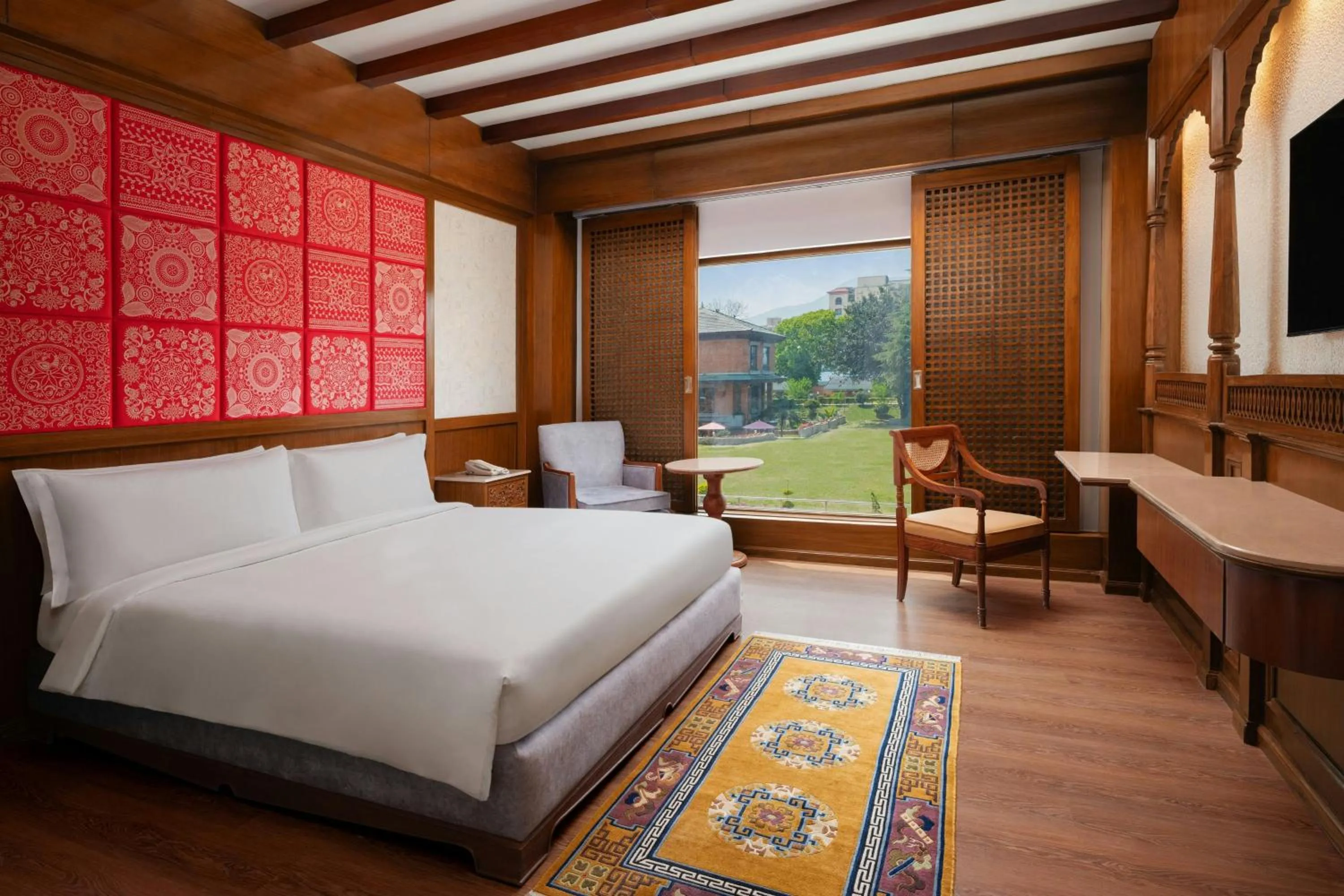 Photo of the whole room, Bed in The Soaltee Kathmandu, Autograph Collection