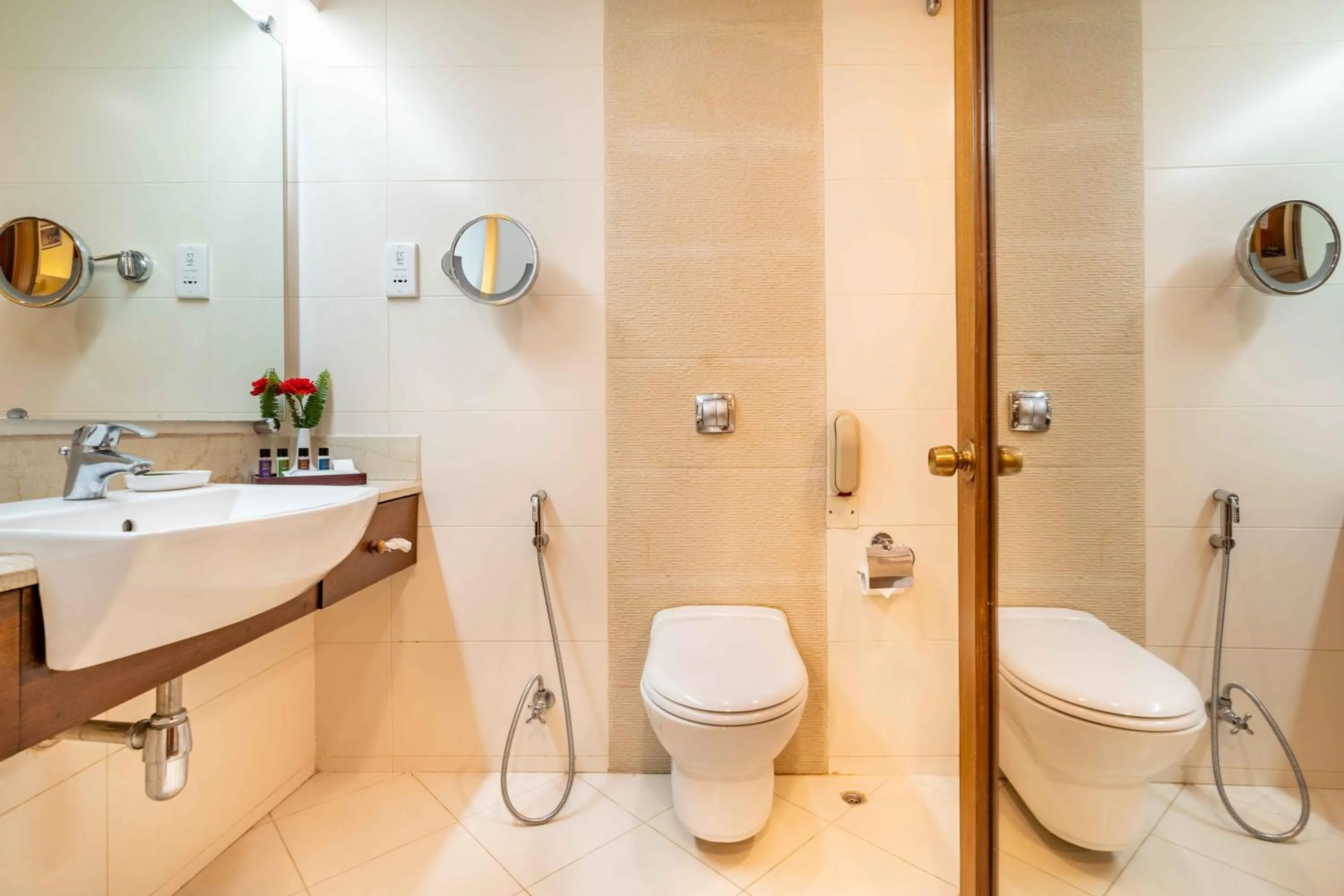 Executive Twin Room in The Soaltee Kathmandu, Autograph Collection