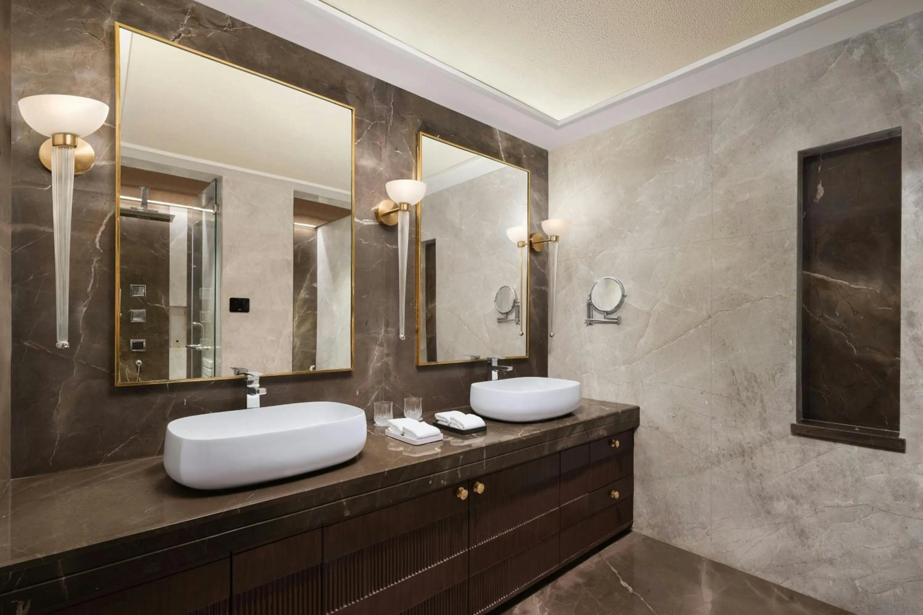 Photo of the whole room in The Soaltee Kathmandu, Autograph Collection