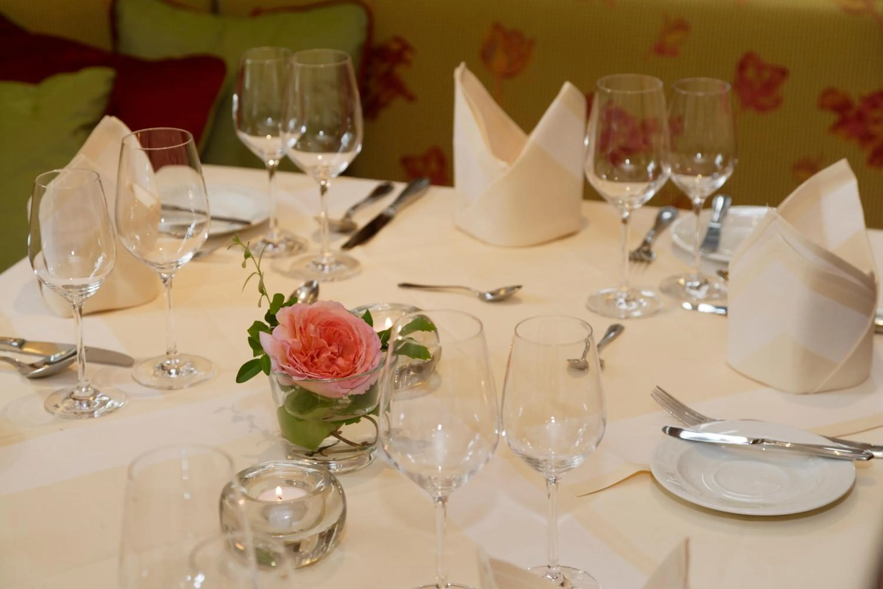 Restaurant/places to eat in Landhotel Donner