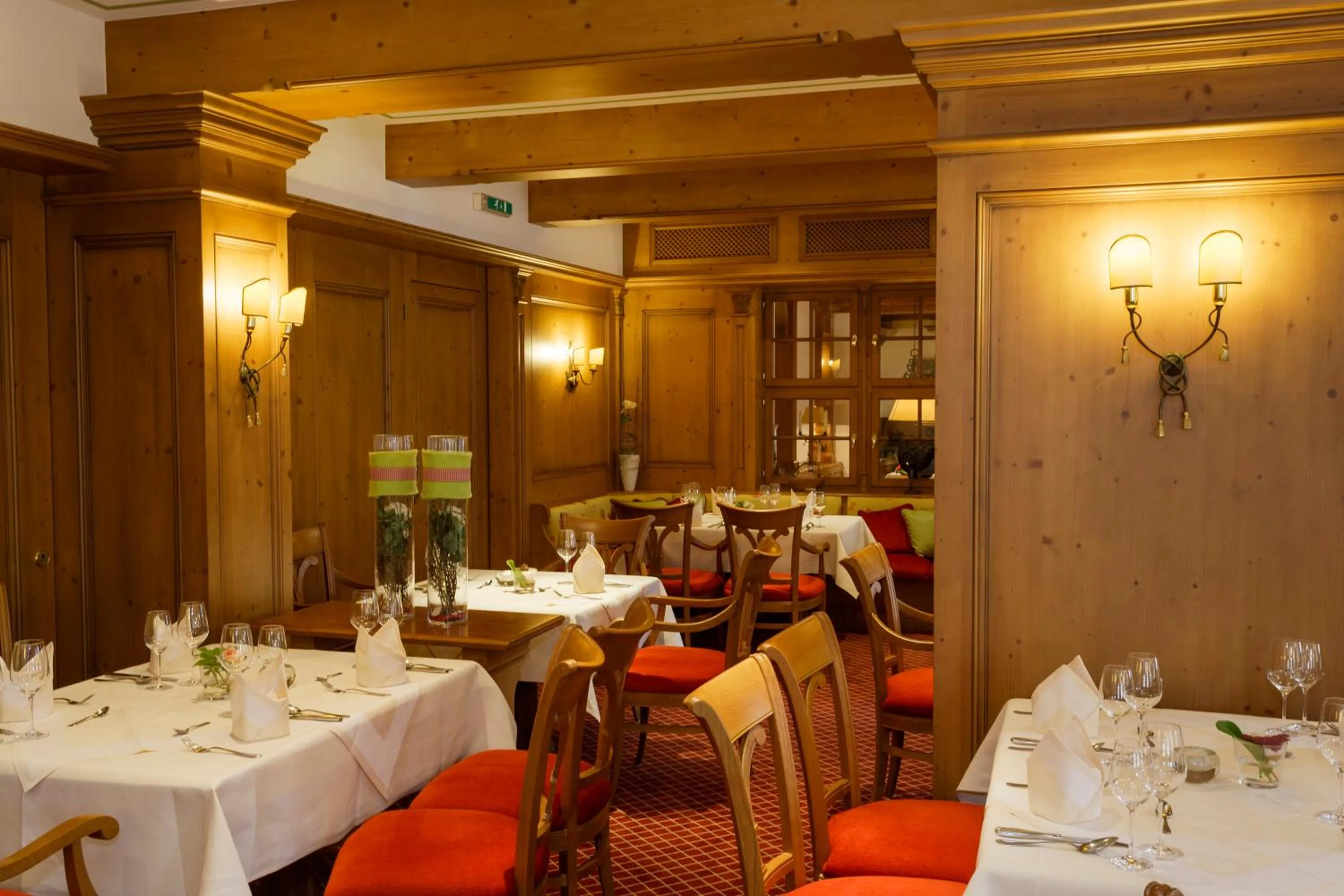 Restaurant/places to eat in Landhotel Donner