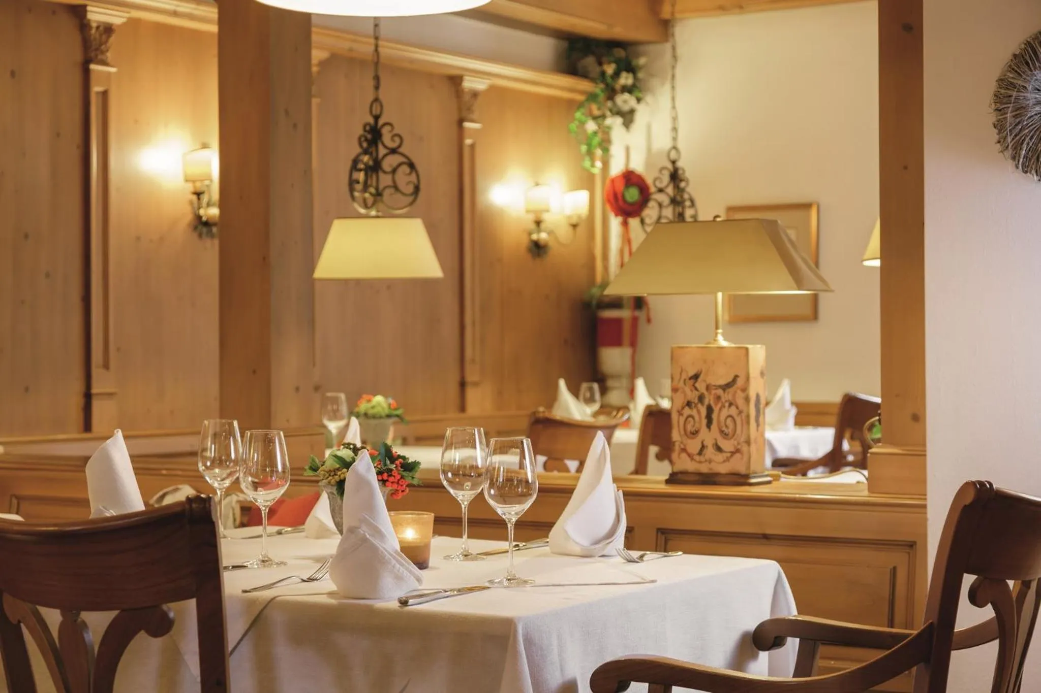 Restaurant/places to eat in Landhotel Donner