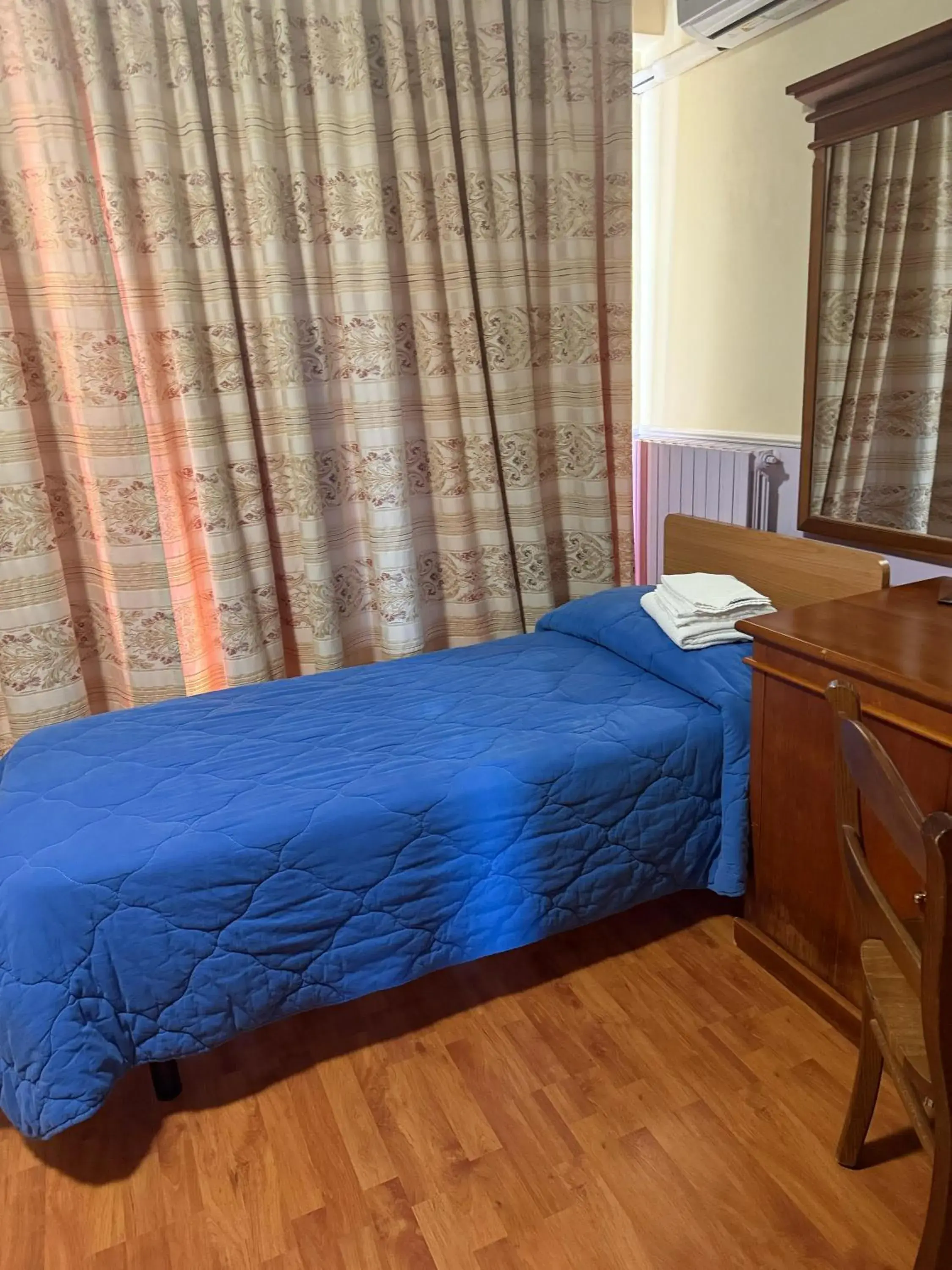 Bed in MARCHESINA RESORT srls Bed in MARCHESINA RESORT srls