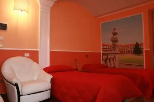 Photo of the whole room, Bed in MARCHESINA RESORT srls Photo of the whole room, Bed in MARCHESINA RESORT srls