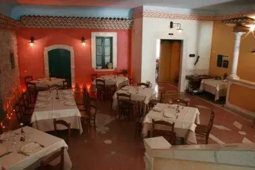 Restaurant/places to eat in MARCHESINA RESORT srls Restaurant/places to eat in MARCHESINA RESORT srls
