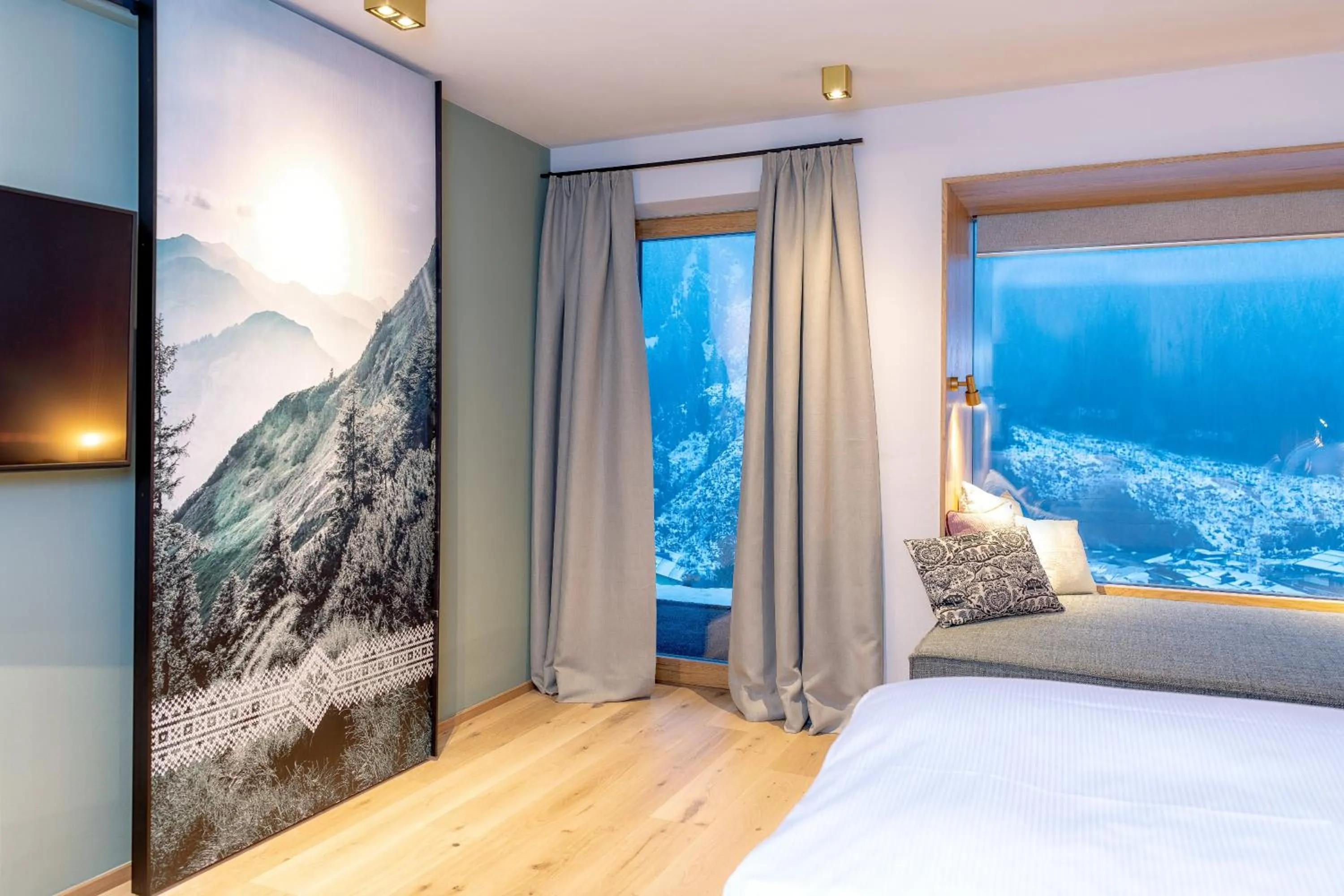 Mountain view, Bed in eva,GARDEN