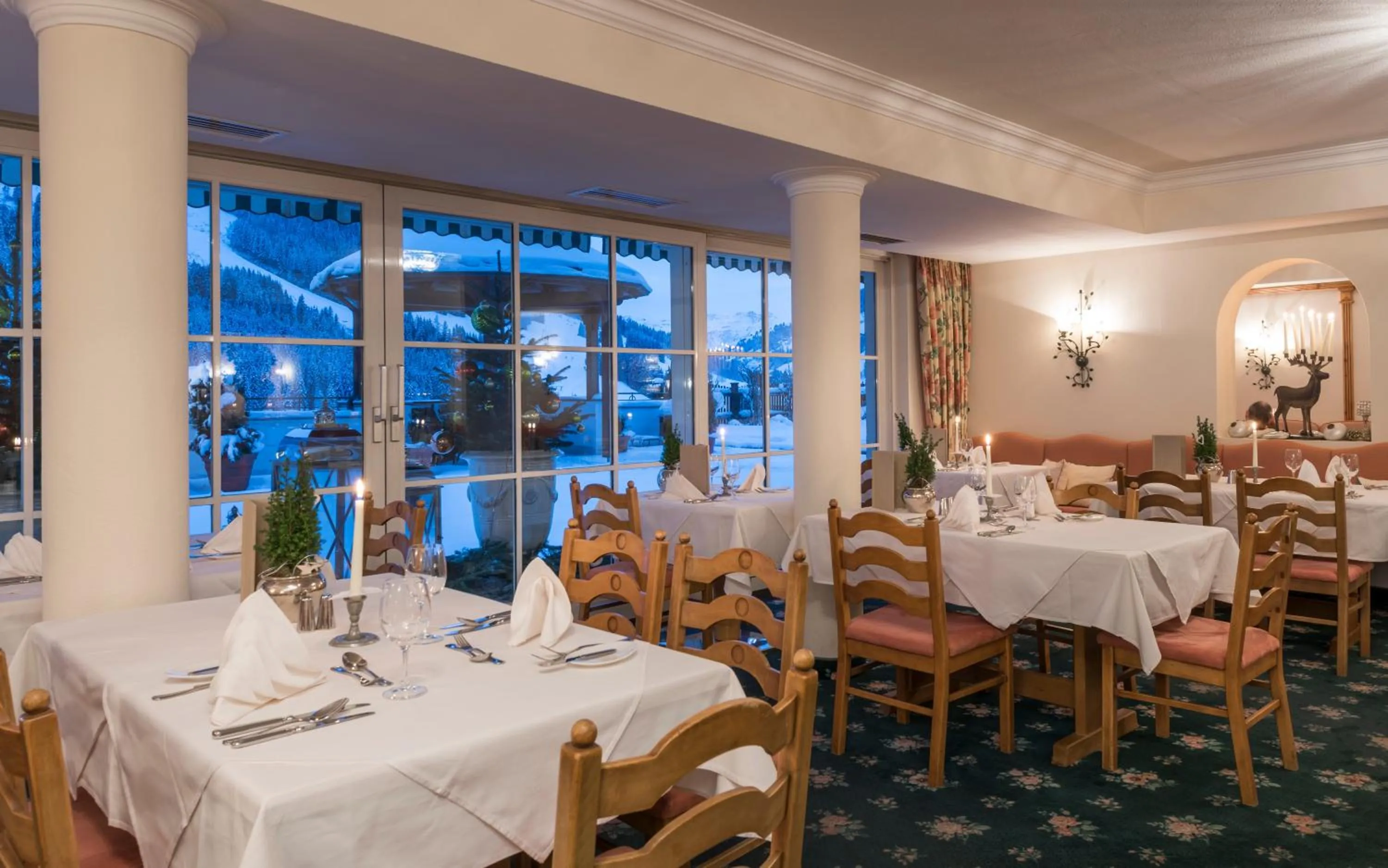 Restaurant/places to eat in eva,GARDEN