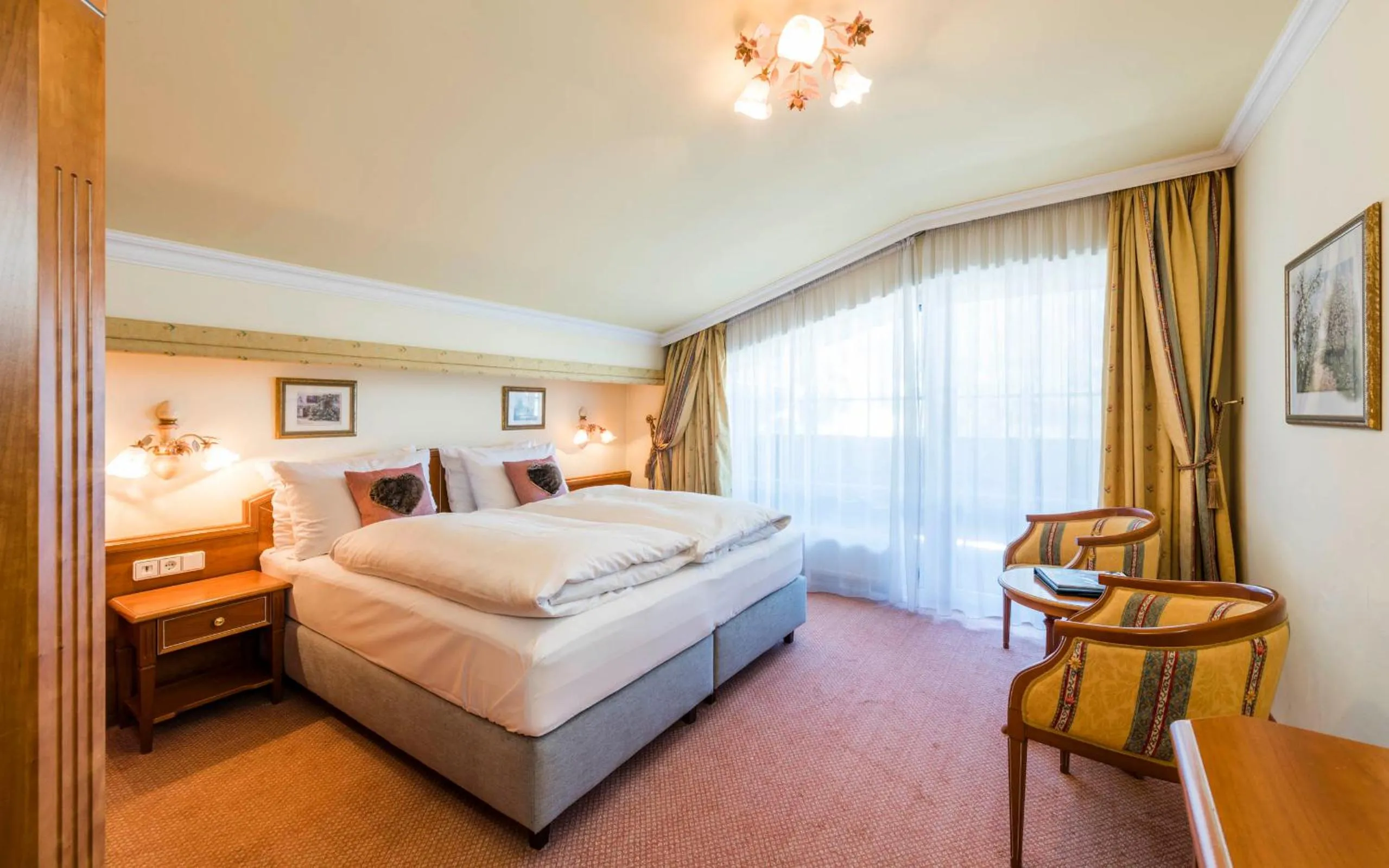 Balcony/Terrace, Bed in eva,GARDEN