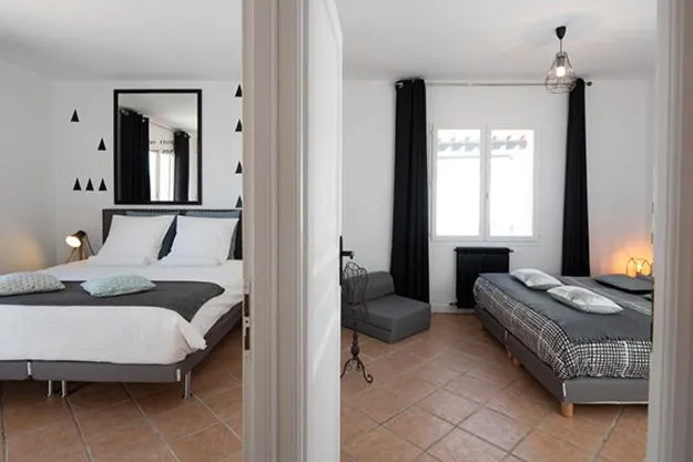 Bed in Mise en Scène