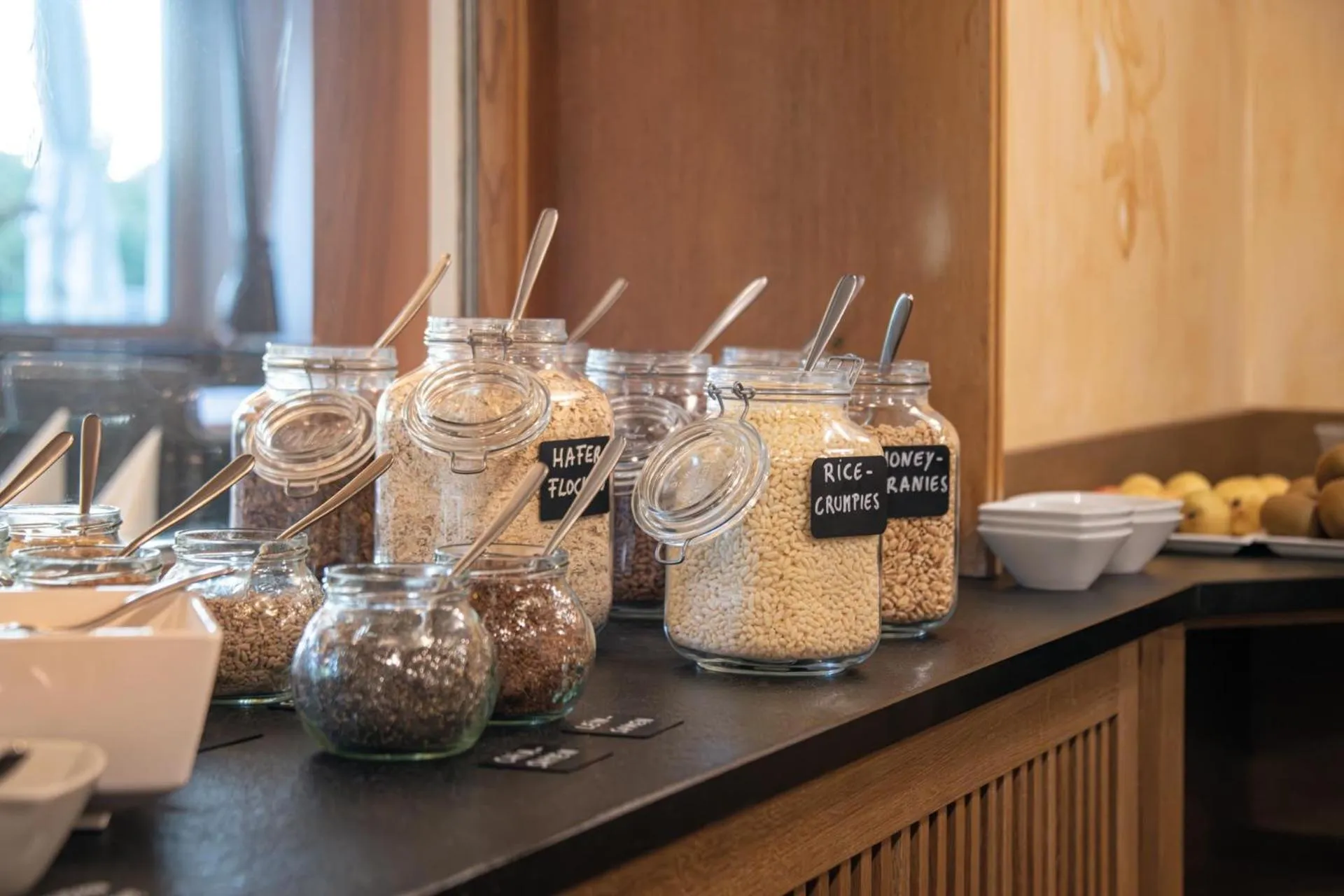 Restaurant/places to eat in Hotel ANDER