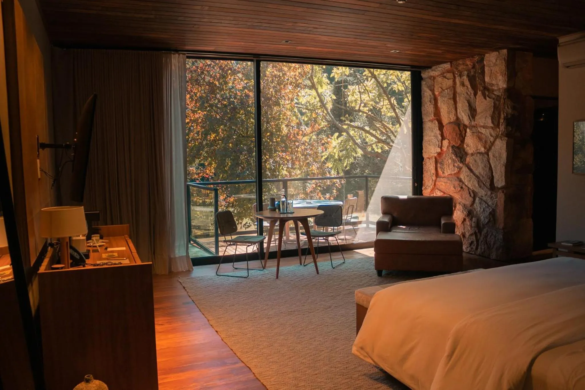 Photo of the whole room, Bed in Botanique Hotel Experience - Campos do Jordão