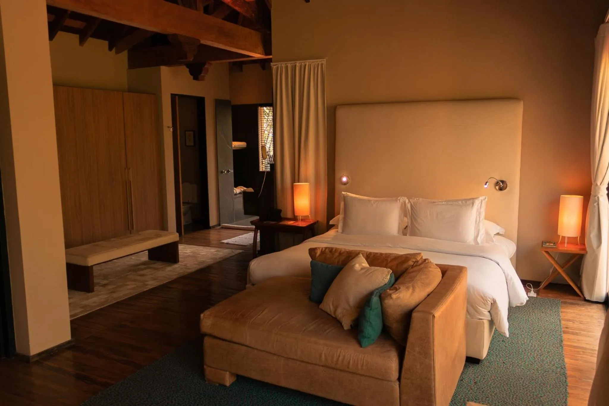 Photo of the whole room, Bed in Botanique Hotel Experience - Campos do Jordão