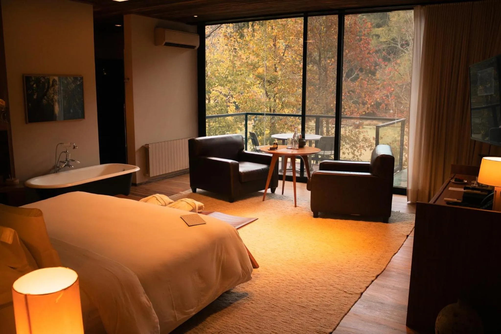 Photo of the whole room, Bed in Botanique Hotel Experience - Campos do Jordão