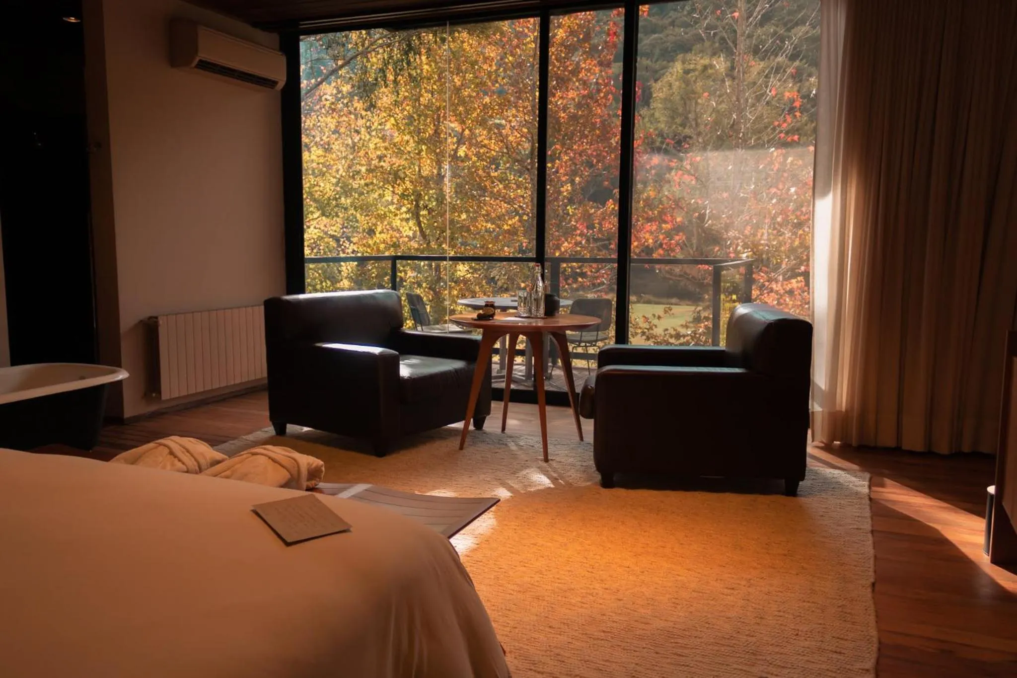 Photo of the whole room, Bed in Botanique Hotel Experience - Campos do Jordão
