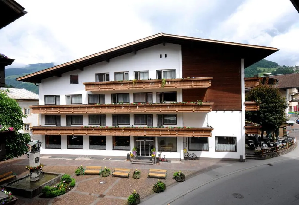 Property building in Gasthof Hotel Kirchenwirt
