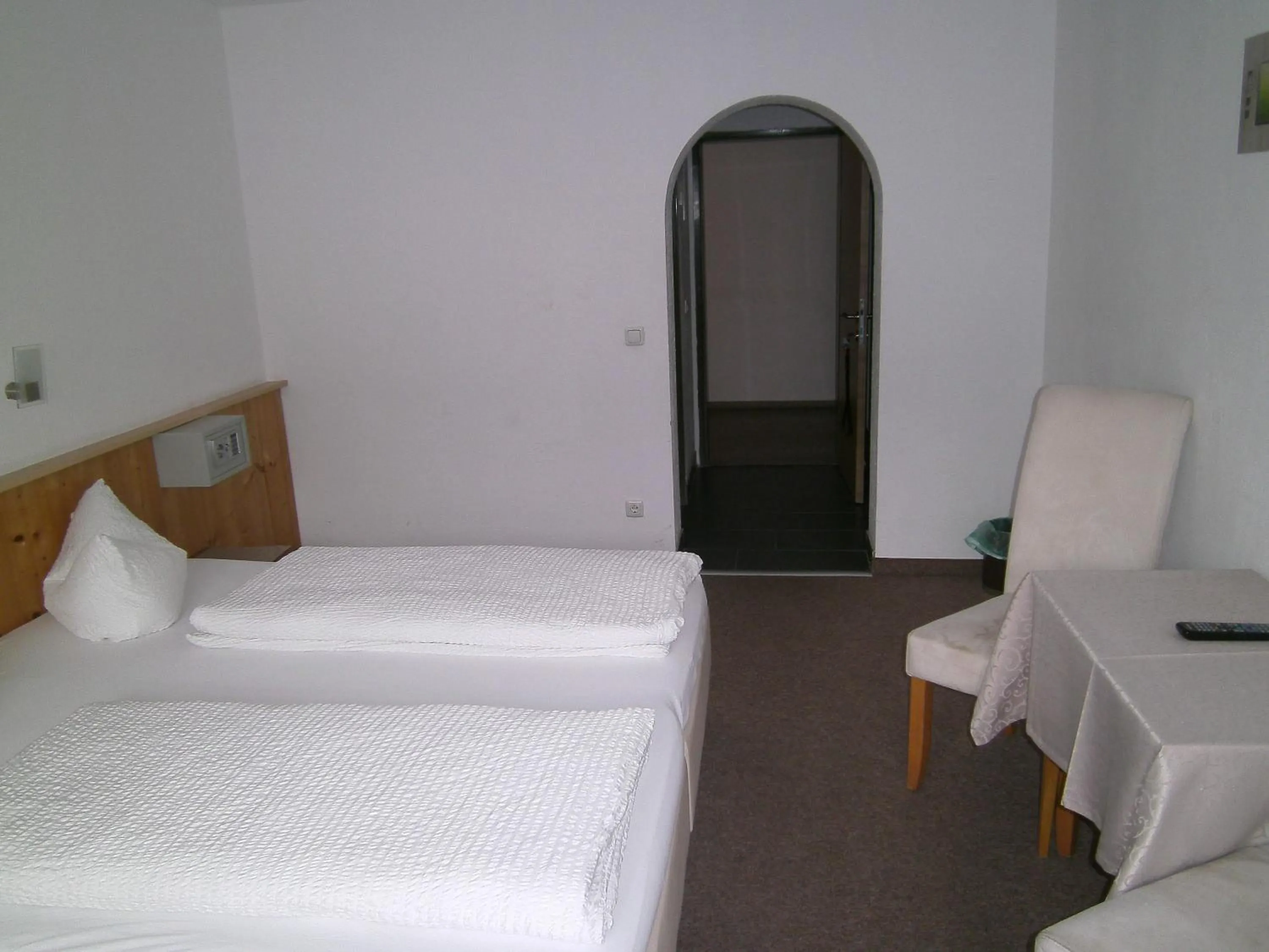 Bedroom, Bed in Gasthof Hotel Kirchenwirt
