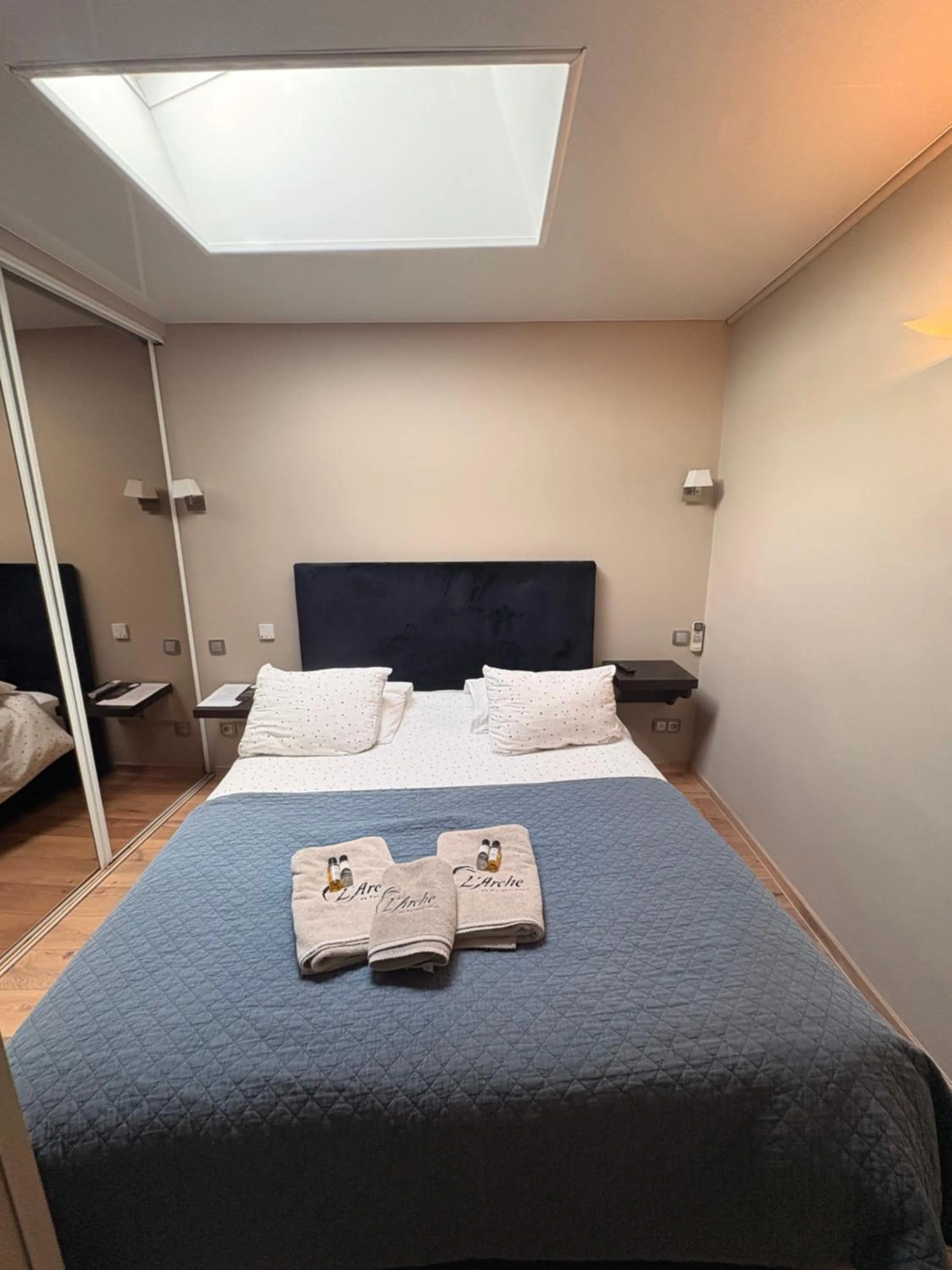 Bed in L'Arche de Porquerolles