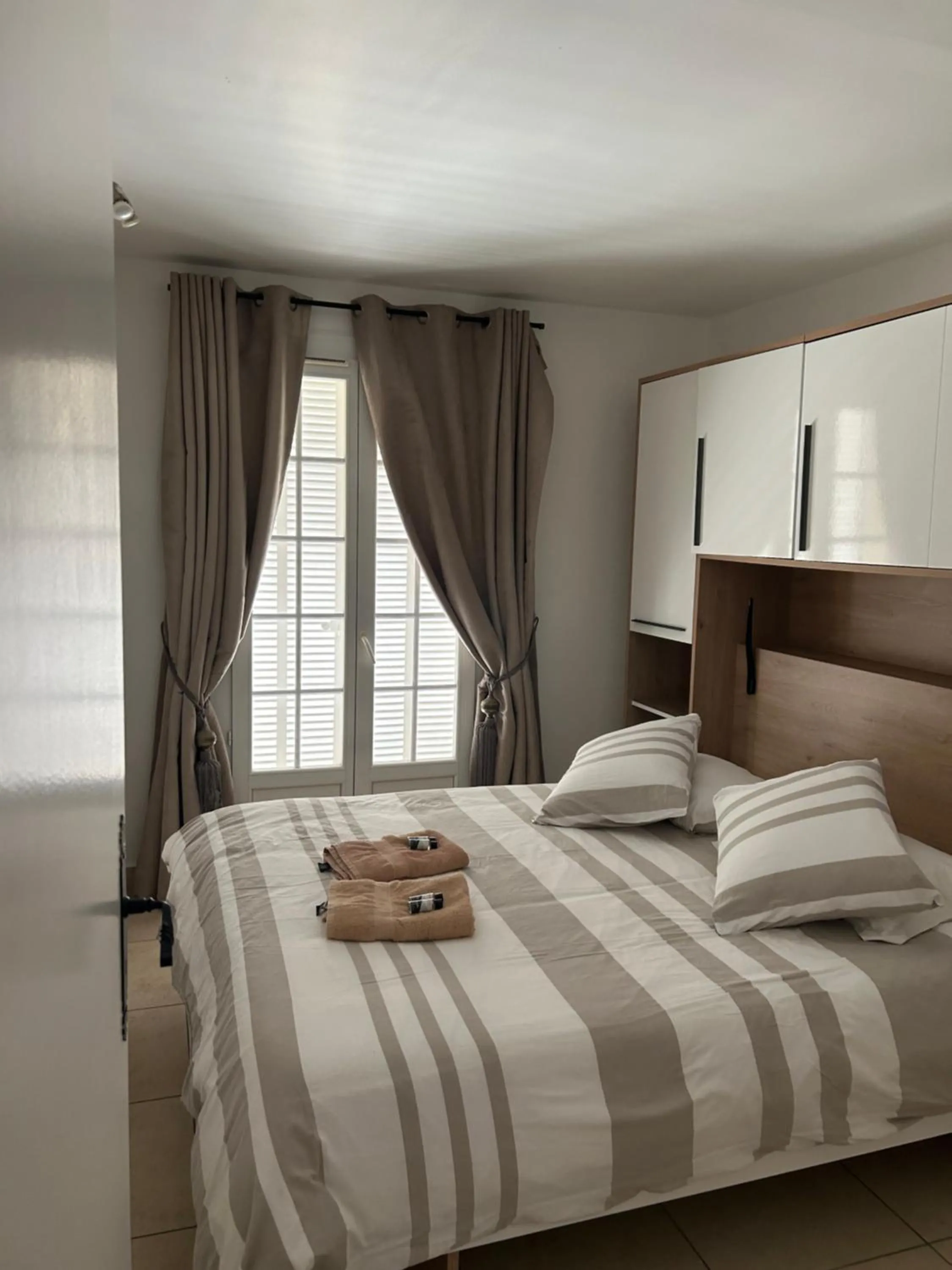 Bed in L'Arche de Porquerolles