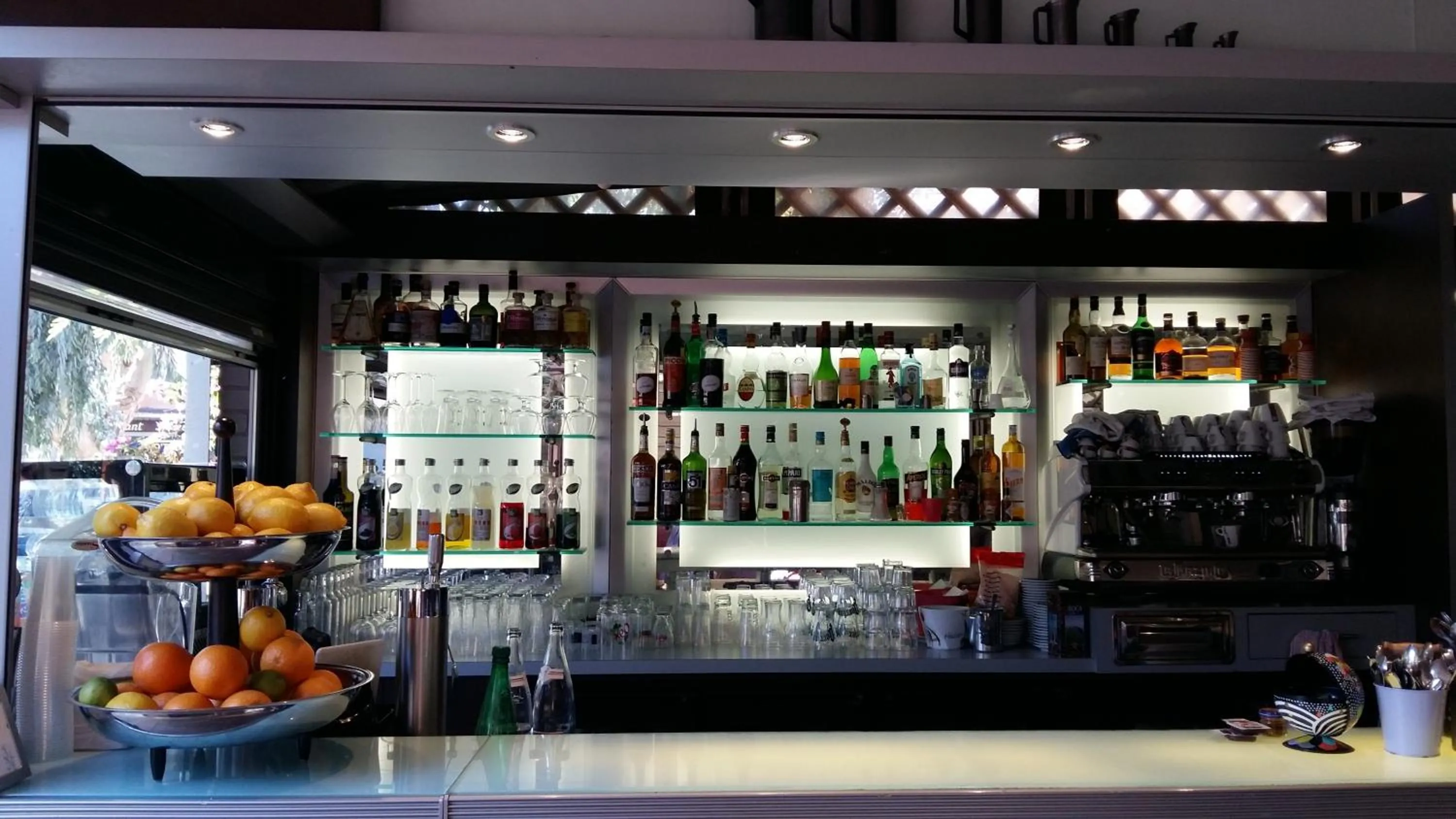 Lounge or bar in L'Arche de Porquerolles