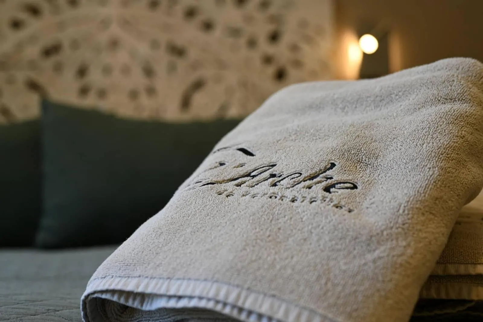 Decorative detail, Bed in L'Arche de Porquerolles