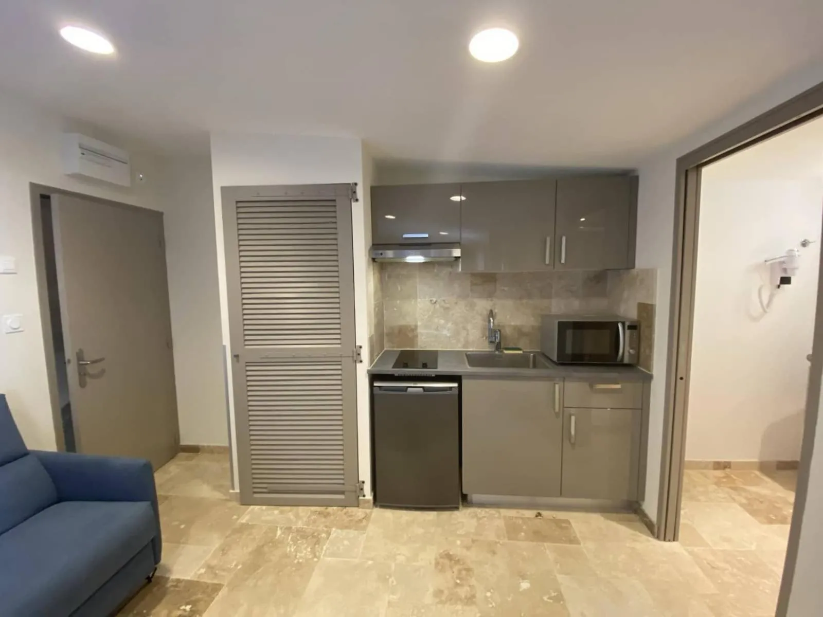 Kitchen or kitchenette in L'Arche de Porquerolles